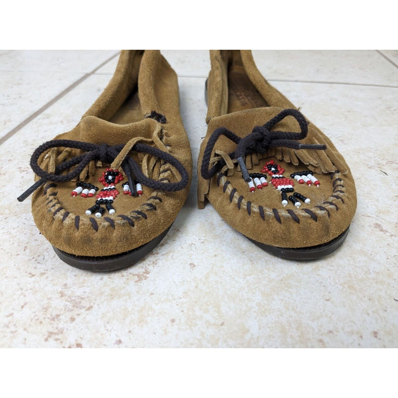 Minnetonka Vtg MINNETONKA Leather Beaded Thunderbird Moccasins 7 Size US 7 / IT 37 - 2 Thumbnail