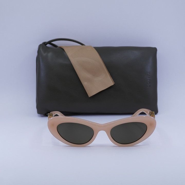 Loewe Loewe LW40156U 72E Sunglasses Shiny Pink Cat Eye Frame Size ONE SIZE - 12 Thumbnail