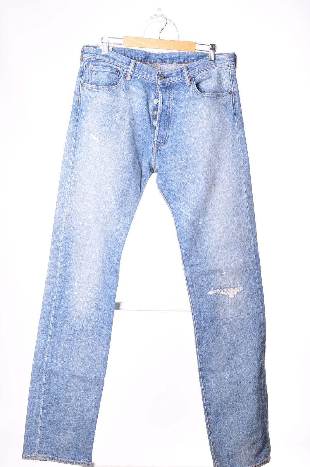 Levi's Levis Levi’s 501 Denim Distressed Jeans size 34 Size US 34 / EU 50 - 3 Thumbnail
