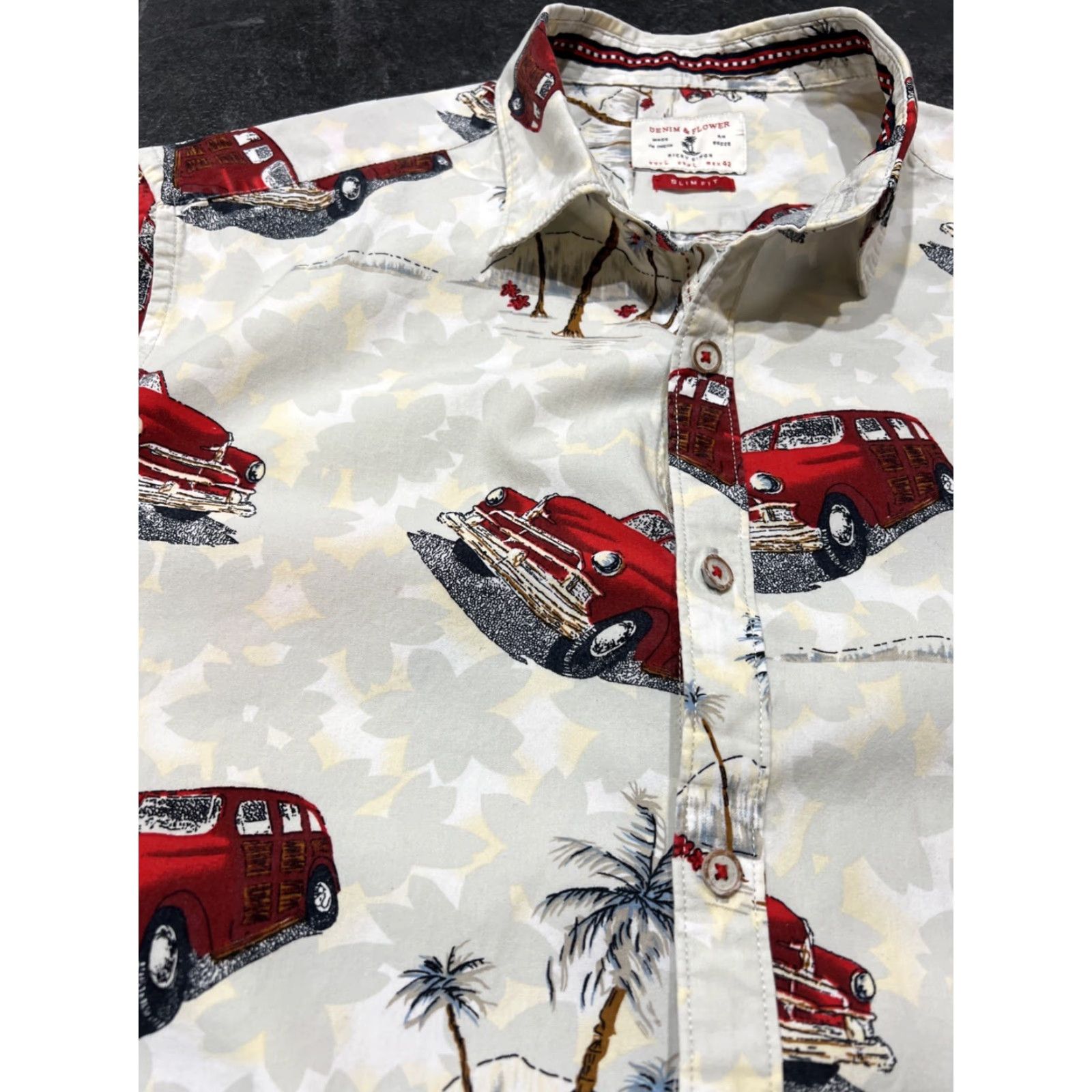 Denime Denim & Flower Men's Hawaiian S/S Slim Fit Button-Up Shirt Size L Multicolor Size US L / EU 52-54 / 3 - 4 Thumbnail