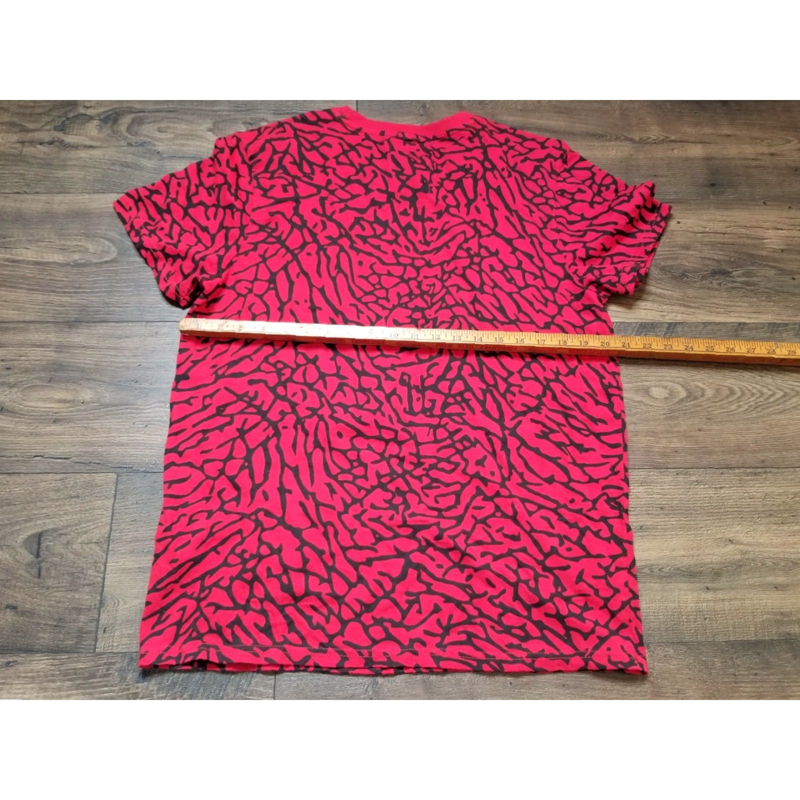 Vintage Retro Homer Simpson Basketball Trap Sport Short Sleeve T Shirt Mens L Red Shirt Graphic Tee Size US L / EU 52-54 / 3 - 2 Thumbnail