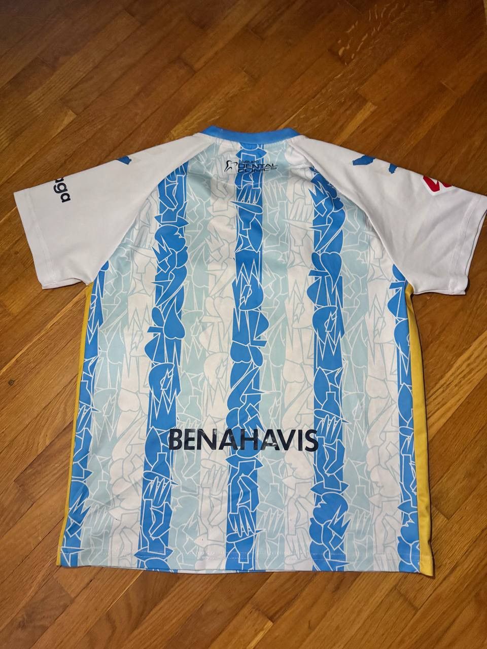 Hummel Hummel Malaga CF 2024-2025 home soccer jersey Size US S / EU 44-46 / 1 - 2 Thumbnail