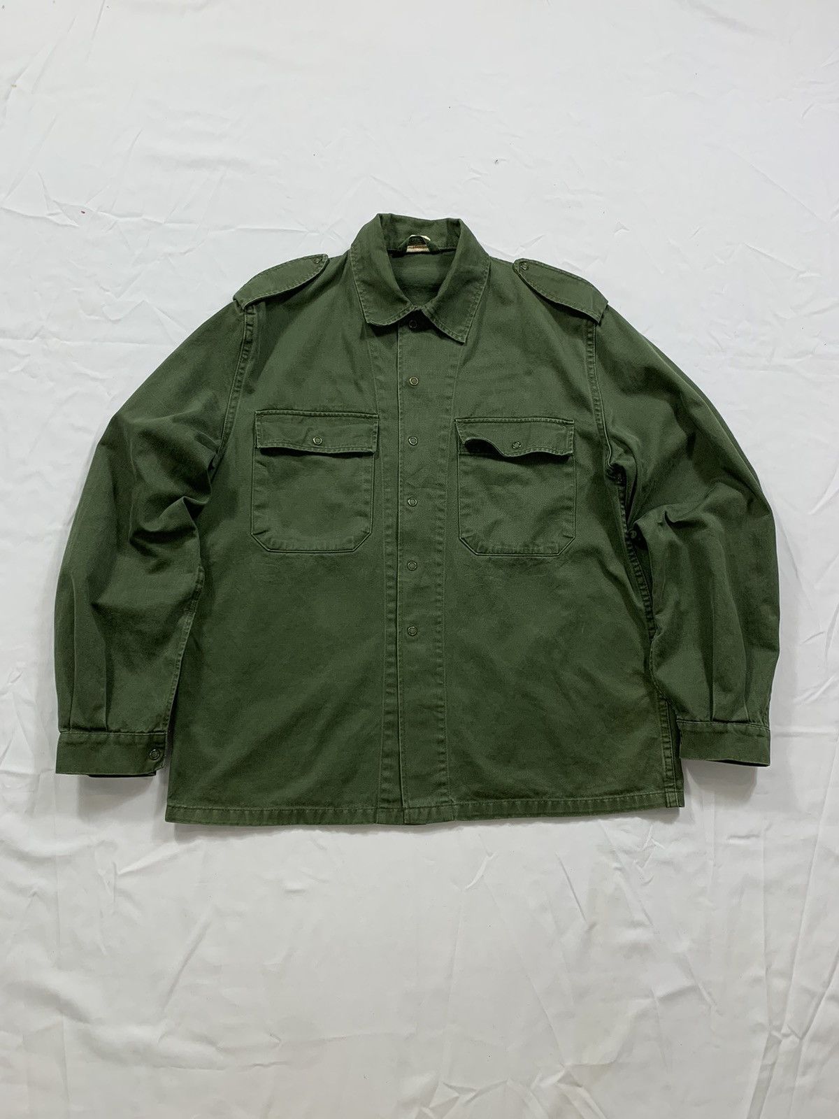 Vintage Vintage Military 1985 michielsens WWII button ups Size US M / EU 48-50 / 2 - 3 Thumbnail