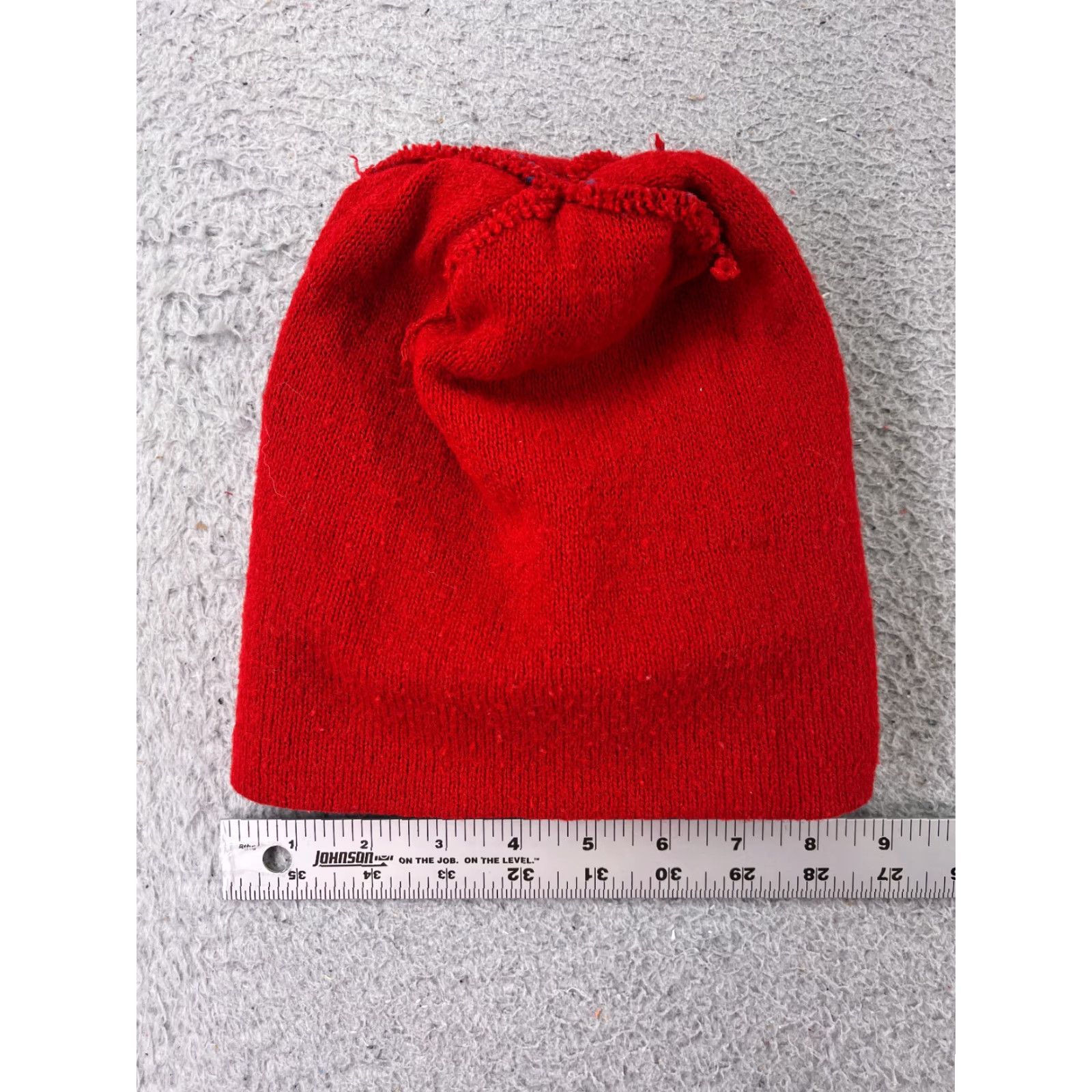 Vintage VTG Think Snow Snoopy Enamel Pin Beanie Toque Red Knit Acrylic Pom Hat Adults OS Snoopy Logo Ski Winter Mens Mens Size ONE SIZE - 5 Thumbnail