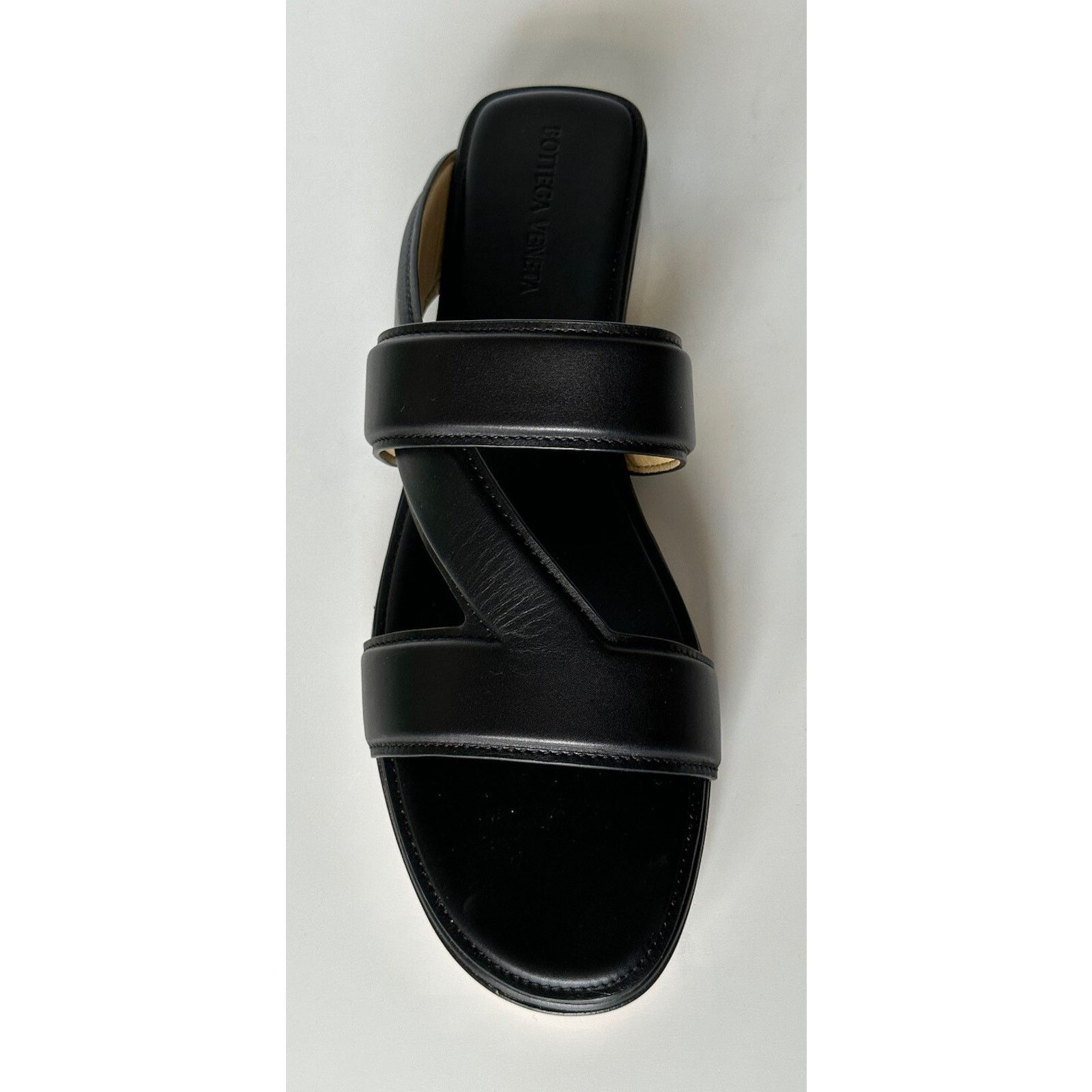 Bottega Veneta Bottega Veneta Calf Leather Sandals Black 9 US 651374 Size US 9 / IT 39 - 3 Thumbnail