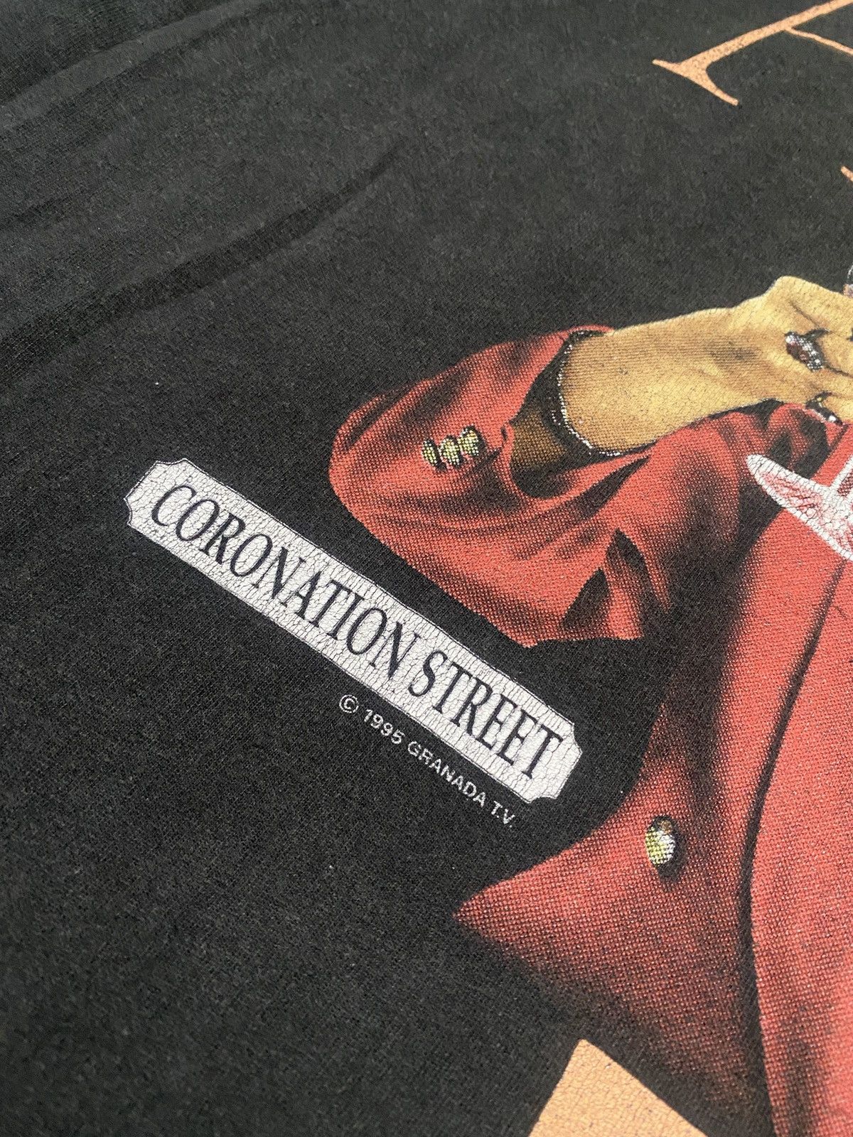 Vintage Absolutely bet vintage coronation granada tv tee 90s Size US L / EU 52-54 / 3 - 5 Thumbnail