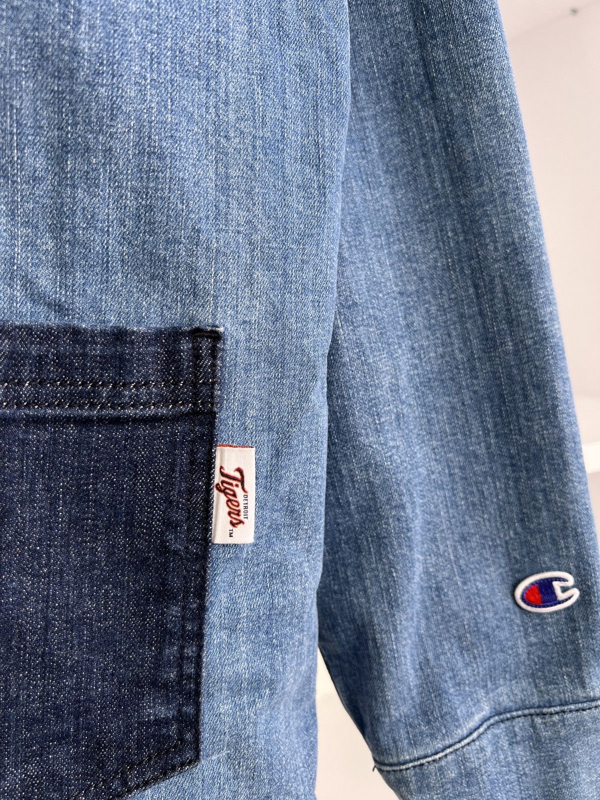 Champion × MLB × Vintage Vintage Champion Detroit Tigers MLBP jeans Button Up Shirt Size US M / EU 48-50 / 2 - 12 Thumbnail