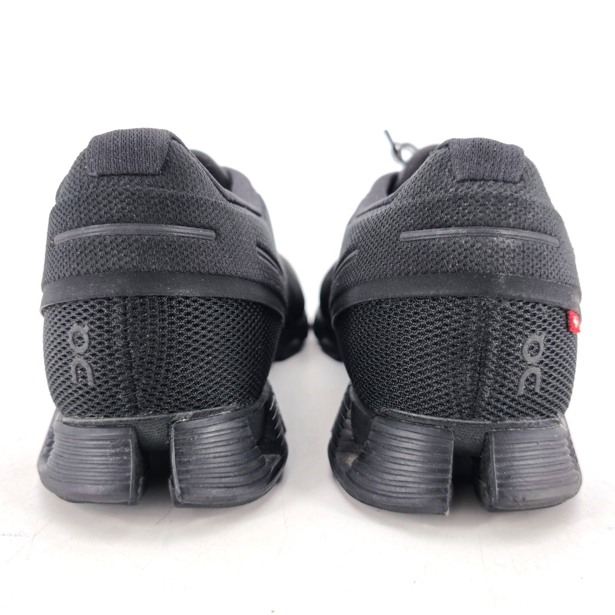 On ON Art. Cloud Waterproof Swiss Running Sneakers Womens 8.5M Size US 8.5 / EU 41-42 - 6 Thumbnail