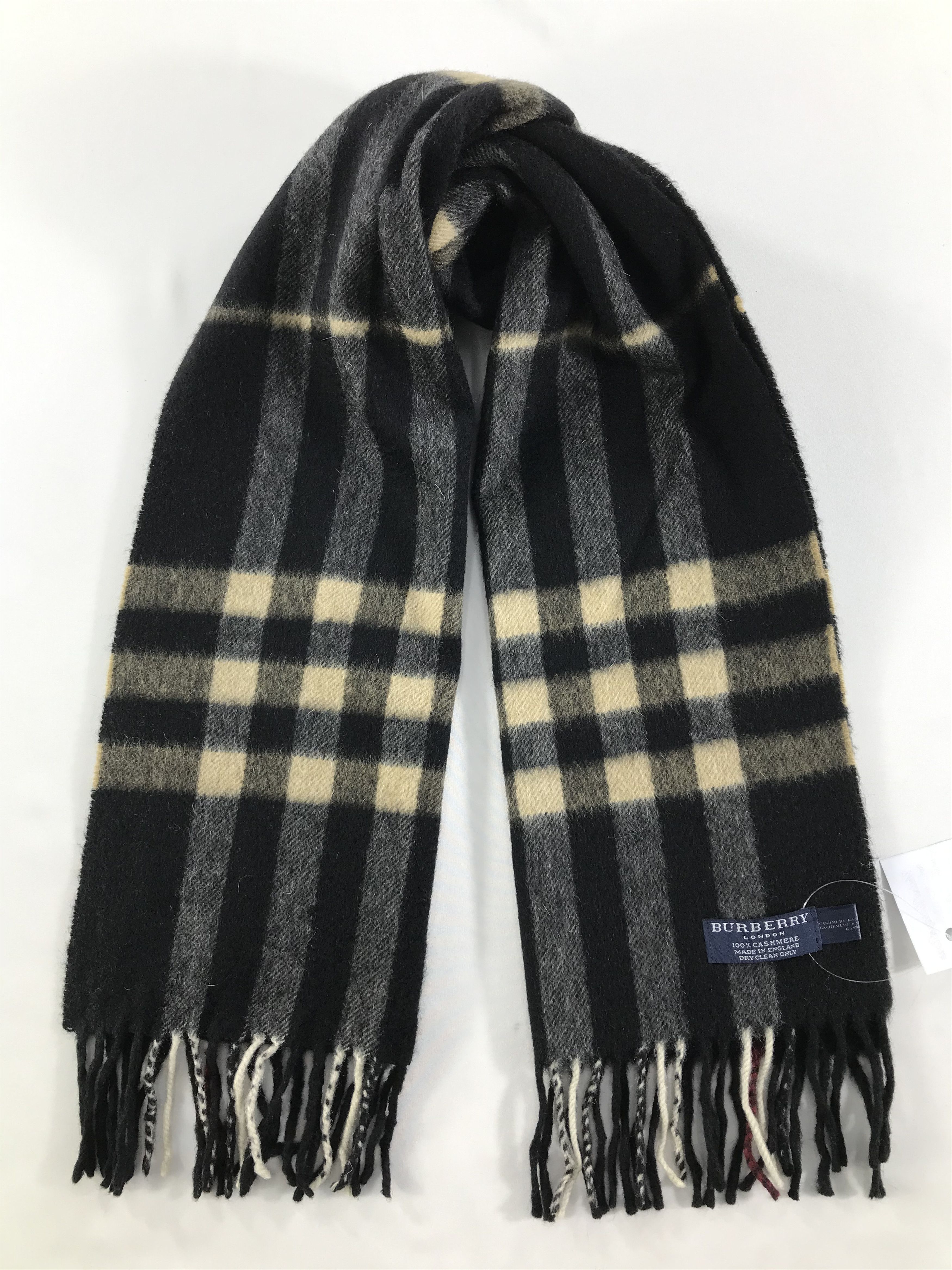 Vintage Burberry Scarf/Muffler/Neckwear MF1282
