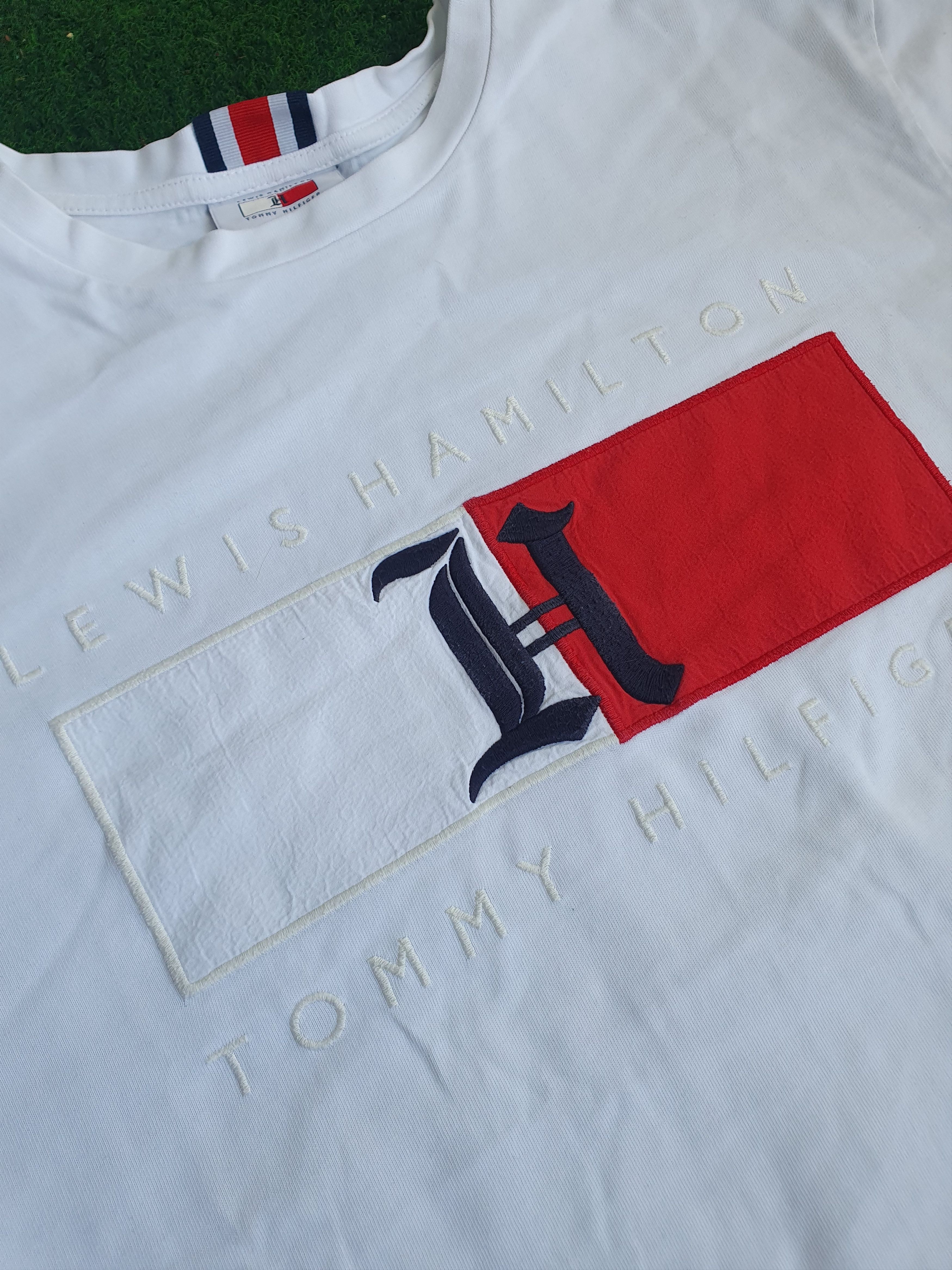 Tommy Hilfiger Tommy Hilfiger x Lewis Hamilton Big Flag t-shirt sz L Size US L / EU 52-54 / 3 - 8 Thumbnail