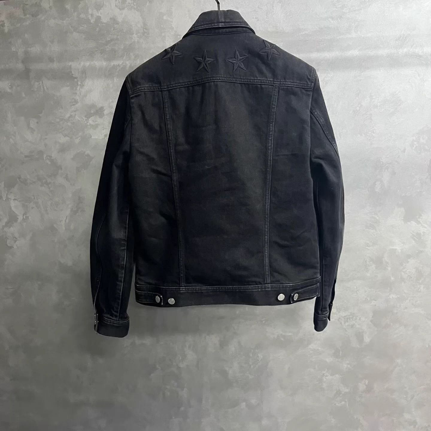 Givenchy Givenchy Black Star Embroidered Denim Jacket M Size US M / EU 48-50 / 2 - 2 Thumbnail
