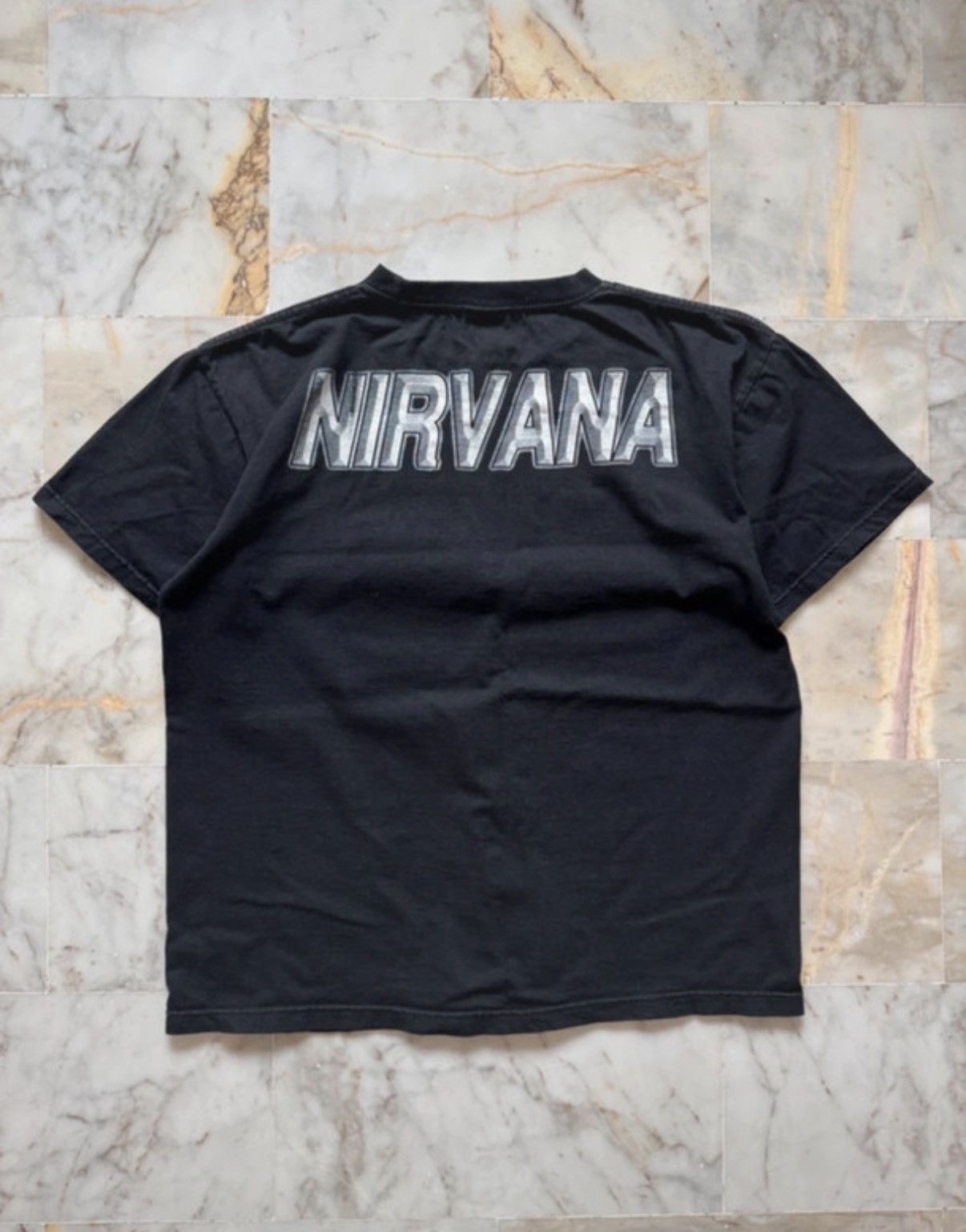 Vintage Vintage Kurt Cobain T-shirt Size US L / EU 52-54 / 3 - 11 Thumbnail