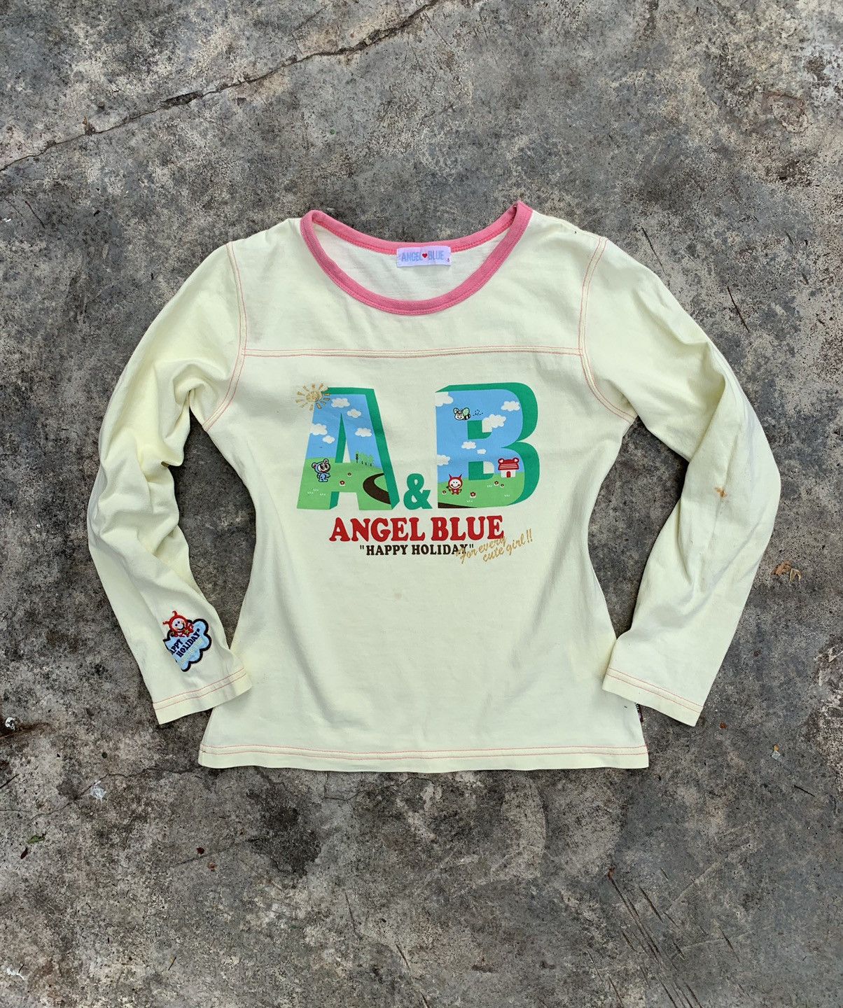 Angel Blue Vintage Angel Blue Japan Happy Holiday Longsleeve Top Tee Size S / US 4 / IT 40 - 1 Thumbnail