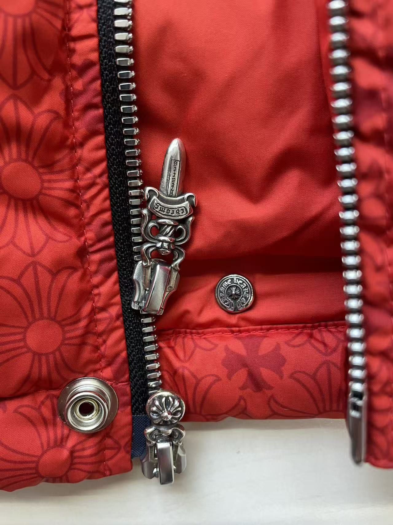 Chrome Hearts Chrome Hearts Red Monogram Cross Pattern Puffer Down Jacket Size US S / EU 44-46 / 1 - 3 Thumbnail