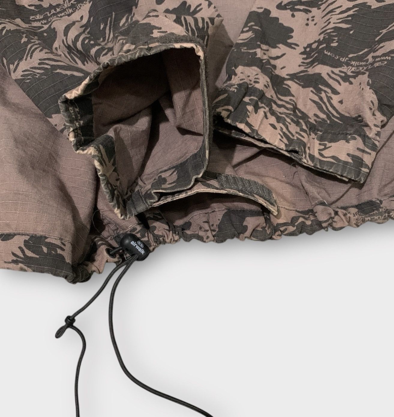 Airwalk VINTAGE AIRWALK TIGER CAMOUFLAGE COTTON HOODIE ZIPPER JACKET Size US L / EU 52-54 / 3 - 8 Thumbnail