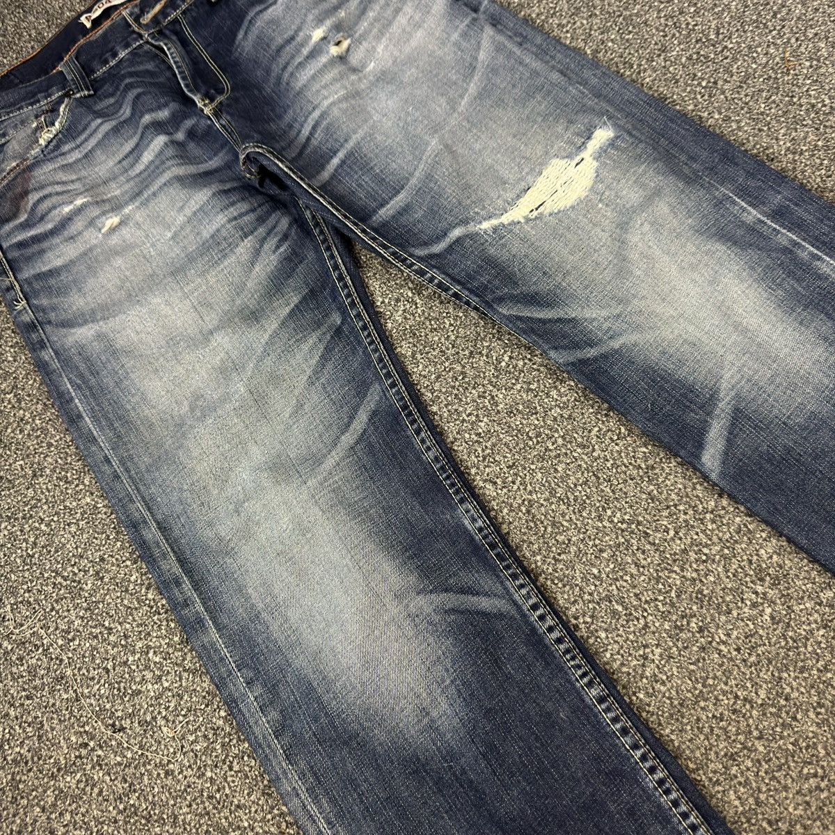 Levi's Made & Crafted Distressed Levis 504 Straight Unisex Y2k Washed Jeans Size US 31 - 4 Thumbnail