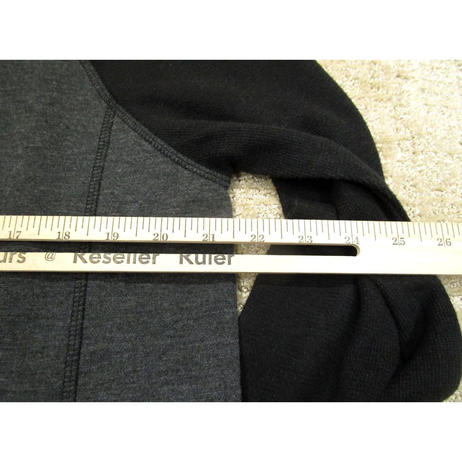 Tommy Bahama Tommy Bahama Sweater Pullover Mens Large Gray Raglan Long Sleeve Crewneck Size US L / EU 52-54 / 3 - 5 Thumbnail