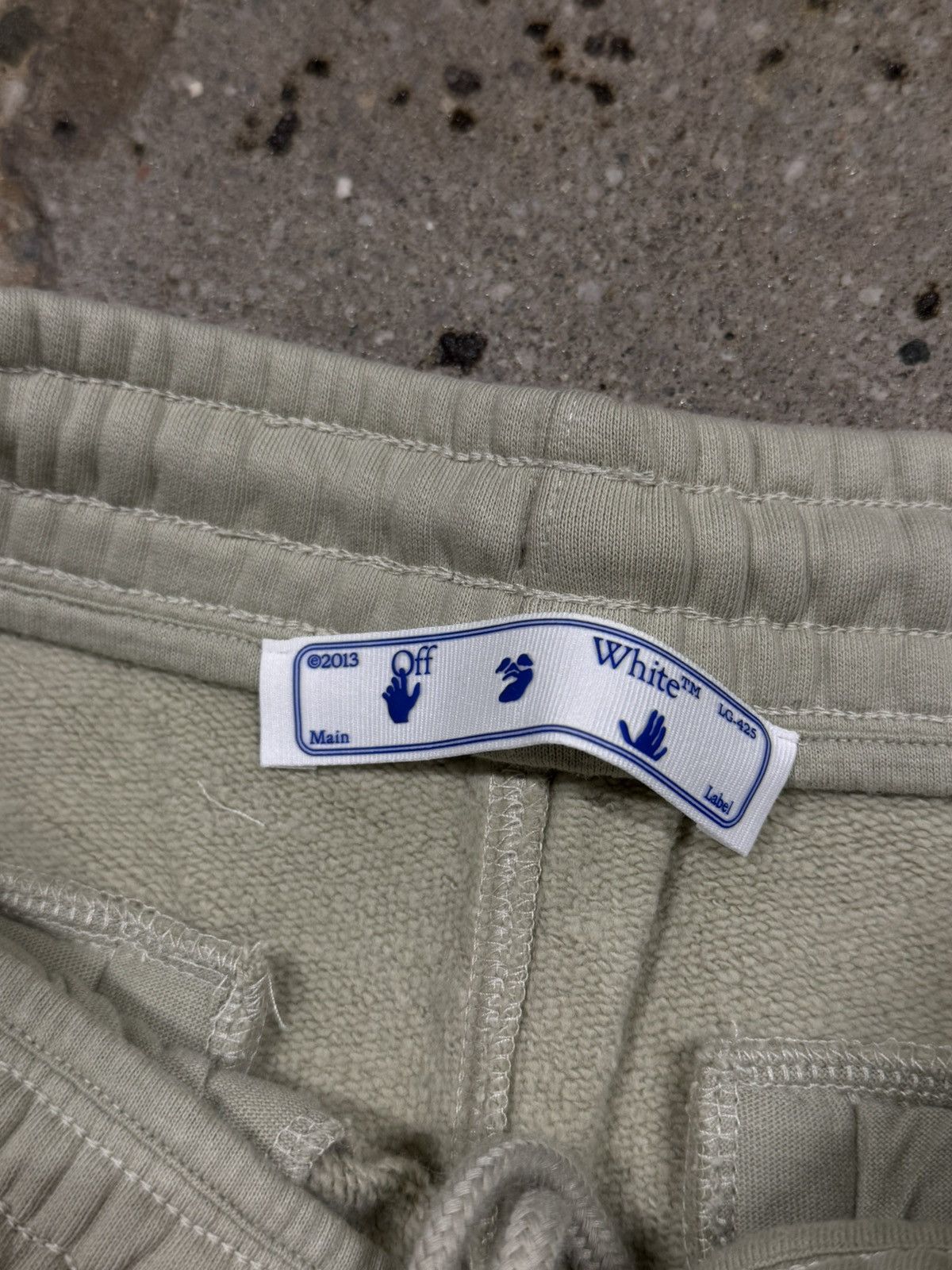 Off-White Off-white Printed Arrow Sweatpants NEW 750$ Size US 32 / EU 48 - 4 Thumbnail