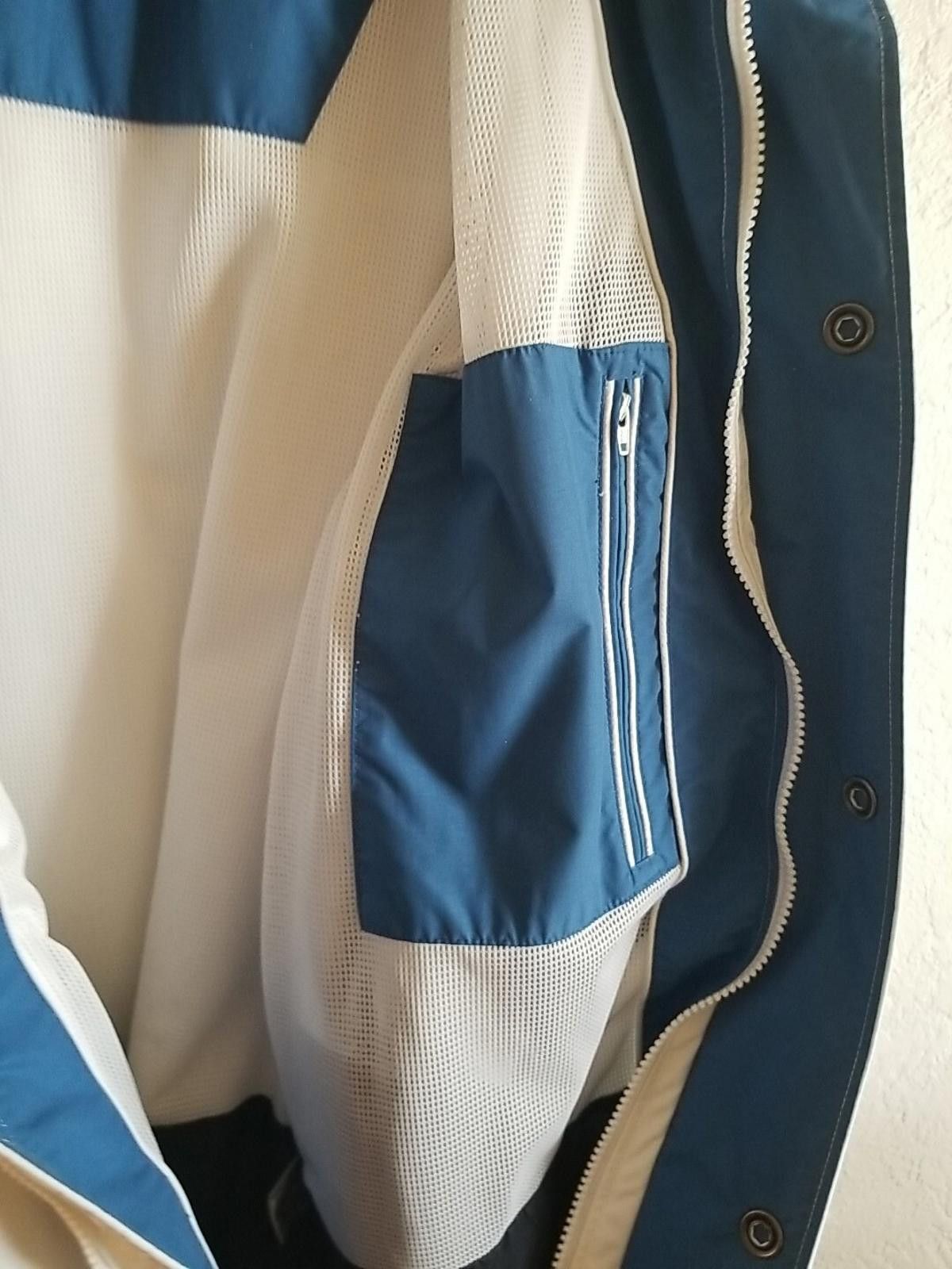 Lacoste Lacoste Men's Lightweight Two-Tone Rain Jacket - Size 54/6 Size US XL / EU 56 / 4 - 5 Thumbnail