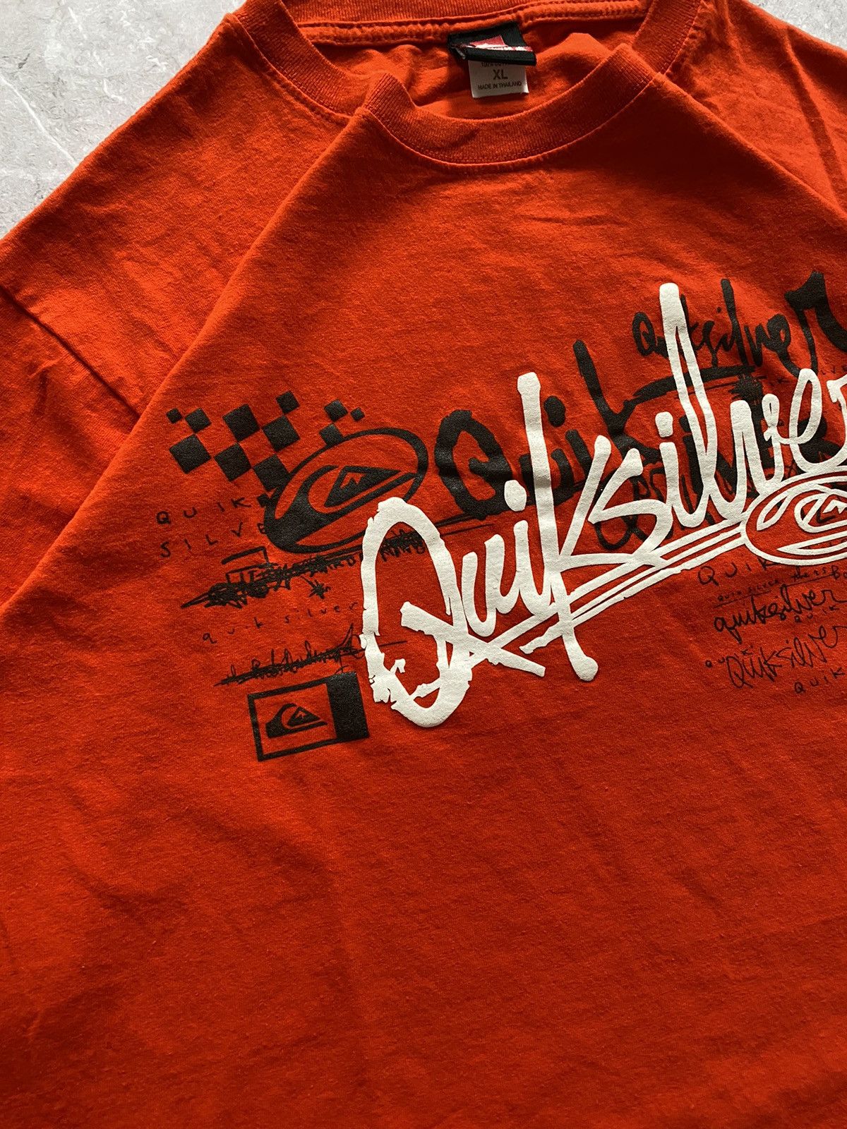 Quicksilver × Quiksilver × Vintage Rare 90s Quiksilver Big Logo Surf Style Y2K Orange T shirt Size US XL / EU 56 / 4 - 4 Thumbnail