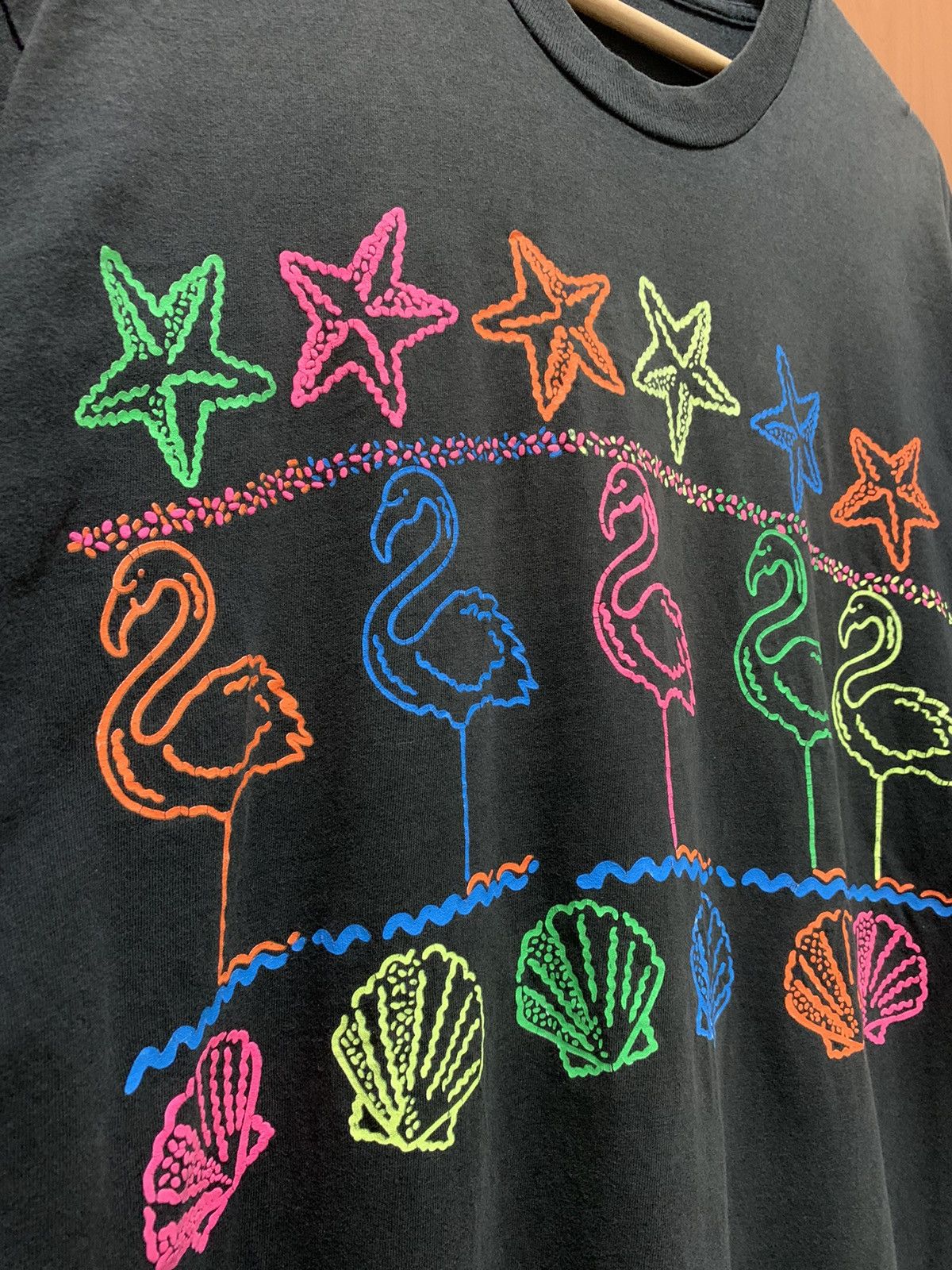 Vintage Vintage Turtle Bay T-Shirt Size US XL / EU 56 / 4 - 5 Thumbnail