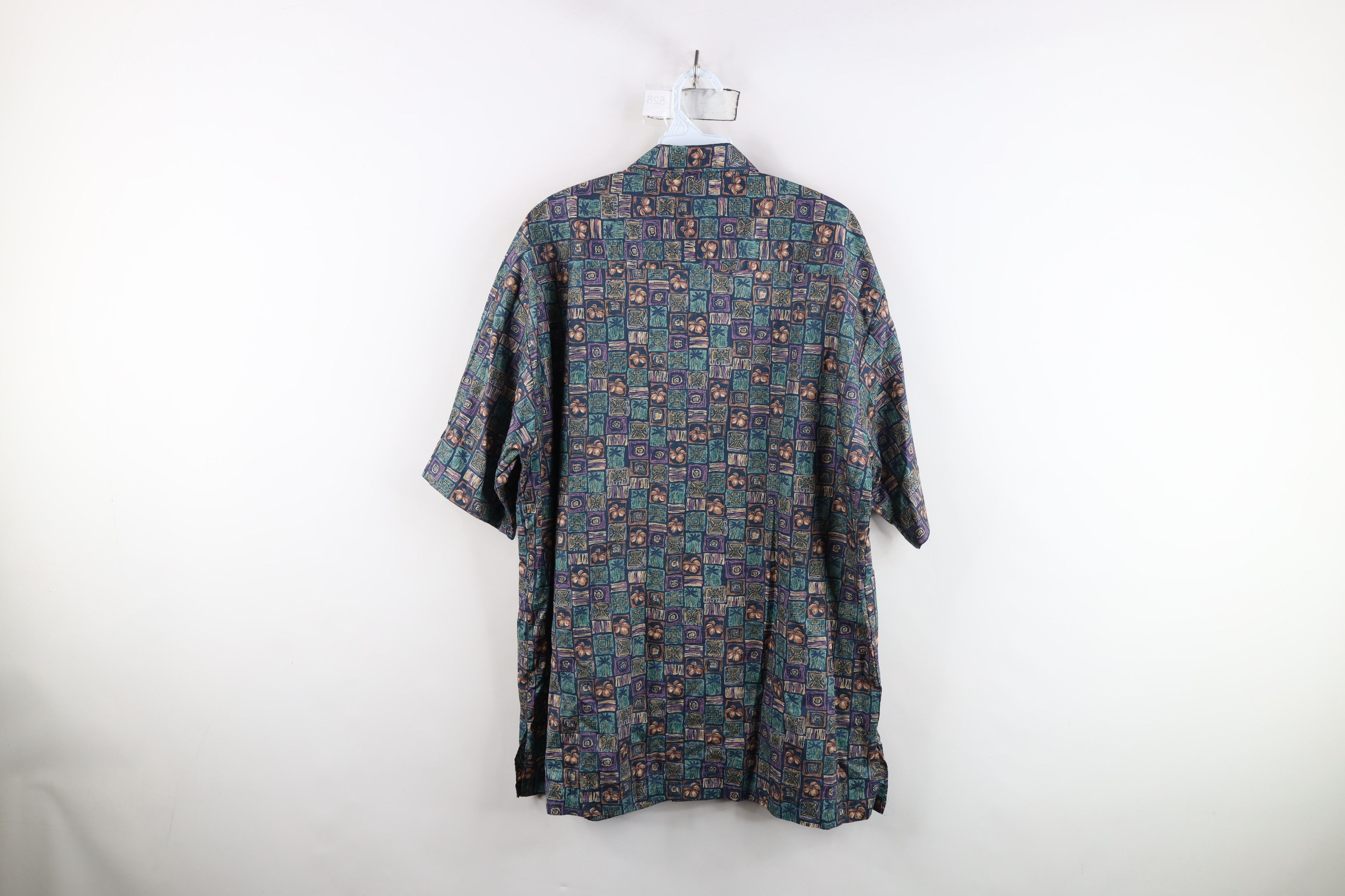 Vintage Vintage 90s Streetwear Flower Luau Hawaiian Button Shirt USA Size US L / EU 52-54 / 3 - 8 Thumbnail