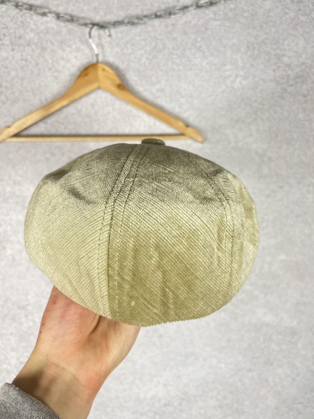 Other Vintage Kangol Corduroy Gatsby Cap Y2K Velvet Newsboy Hat Size ONE SIZE - 4 Thumbnail