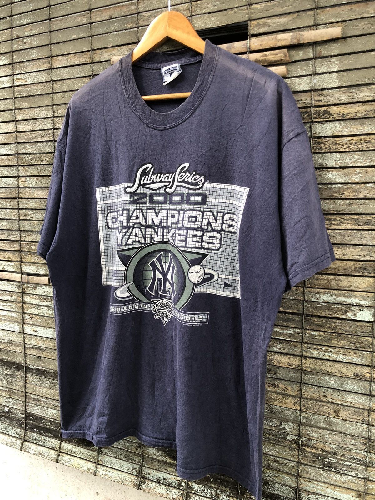 MLB × New York Yankees × Vintage 💥Vintage Y2K💥Sunfaded Lee X Champions NY Yankees Tshirt Size US XL / EU 56 / 4 - 3 Thumbnail
