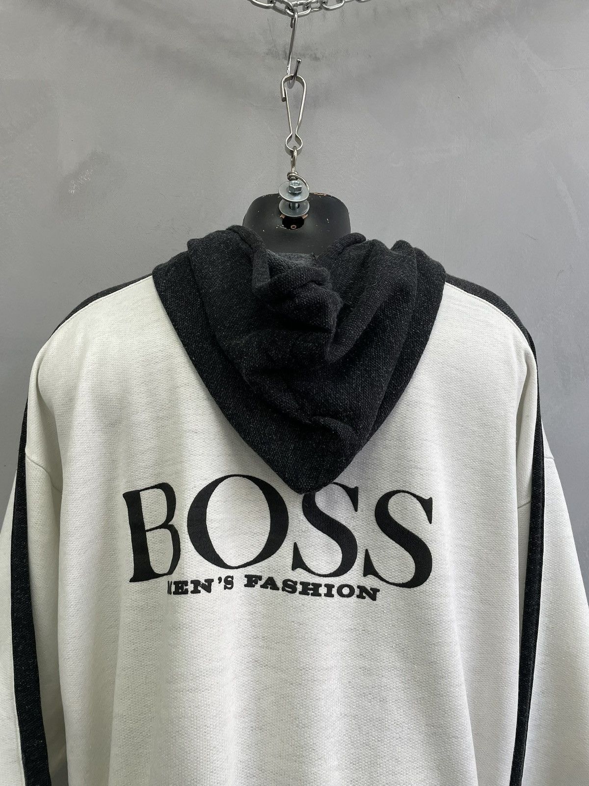 Hugo Boss Vintage BOSS logo oversized hoodie Y2K hype streetwear Size US XL / EU 56 / 4 - 7 Thumbnail