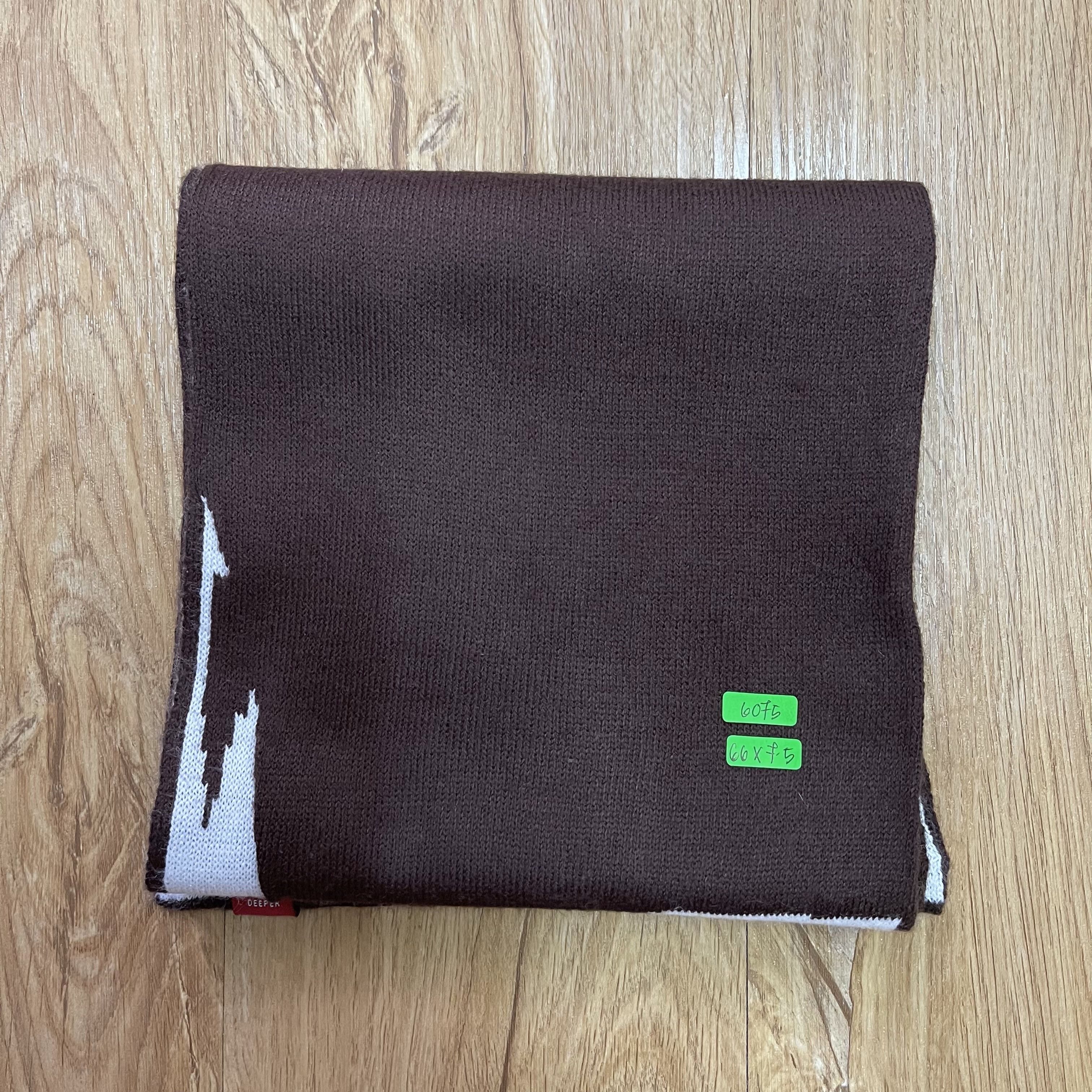 Quiksilver Vintage Quiksilver Mouse Scarf / Muffler - 6075 Size ONE SIZE - 10 Thumbnail