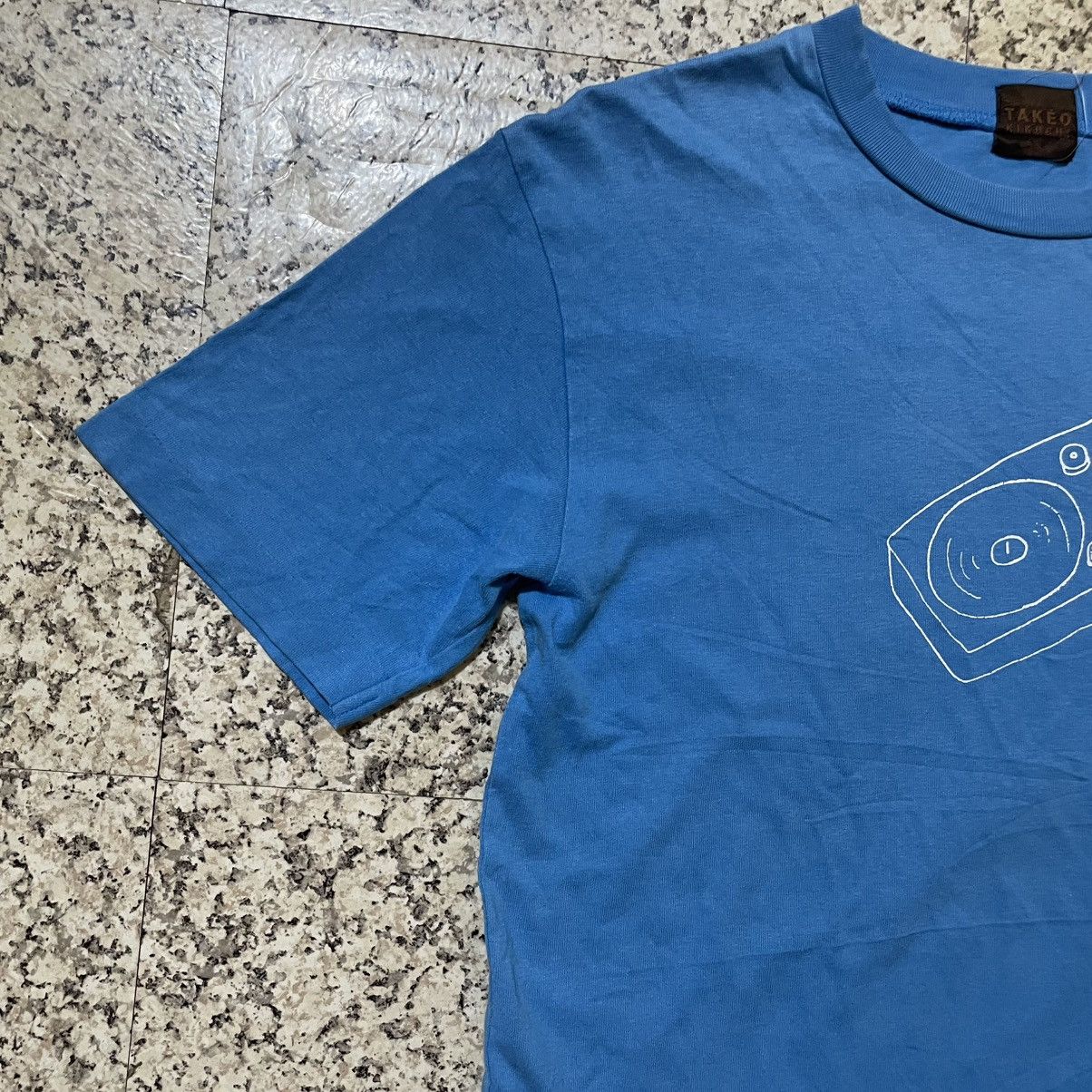Takeo Kikuchi Vintage 90s Takeo Kikuchi "Turntable" Hand-Drawn Sketch Tee Size US M / EU 48-50 / 2 - 2 Thumbnail
