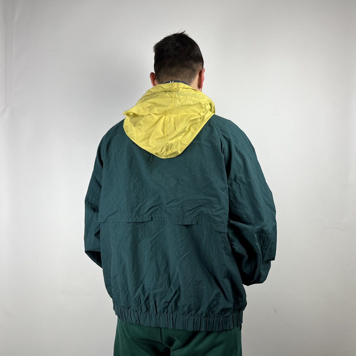Tommy Hilfiger Vintage Tommy Hilfiger light jacket size XXLarge Size US XXL / EU 58 / 5 - 2 Thumbnail