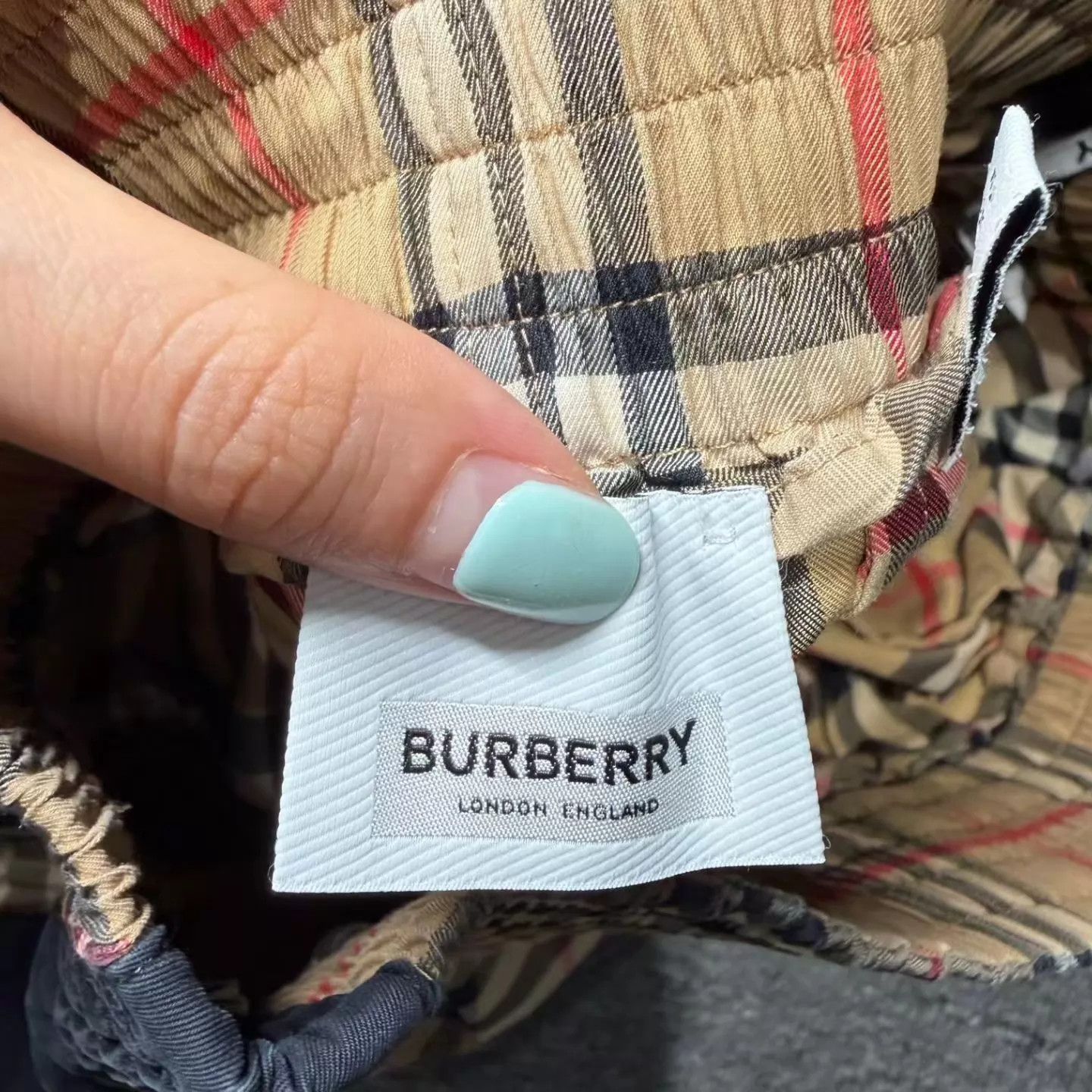 Burberry BURBERRY women's new shorts uk2 60cm waist 37cm length Size 24" / US 00 / IT 34 - 3 Thumbnail