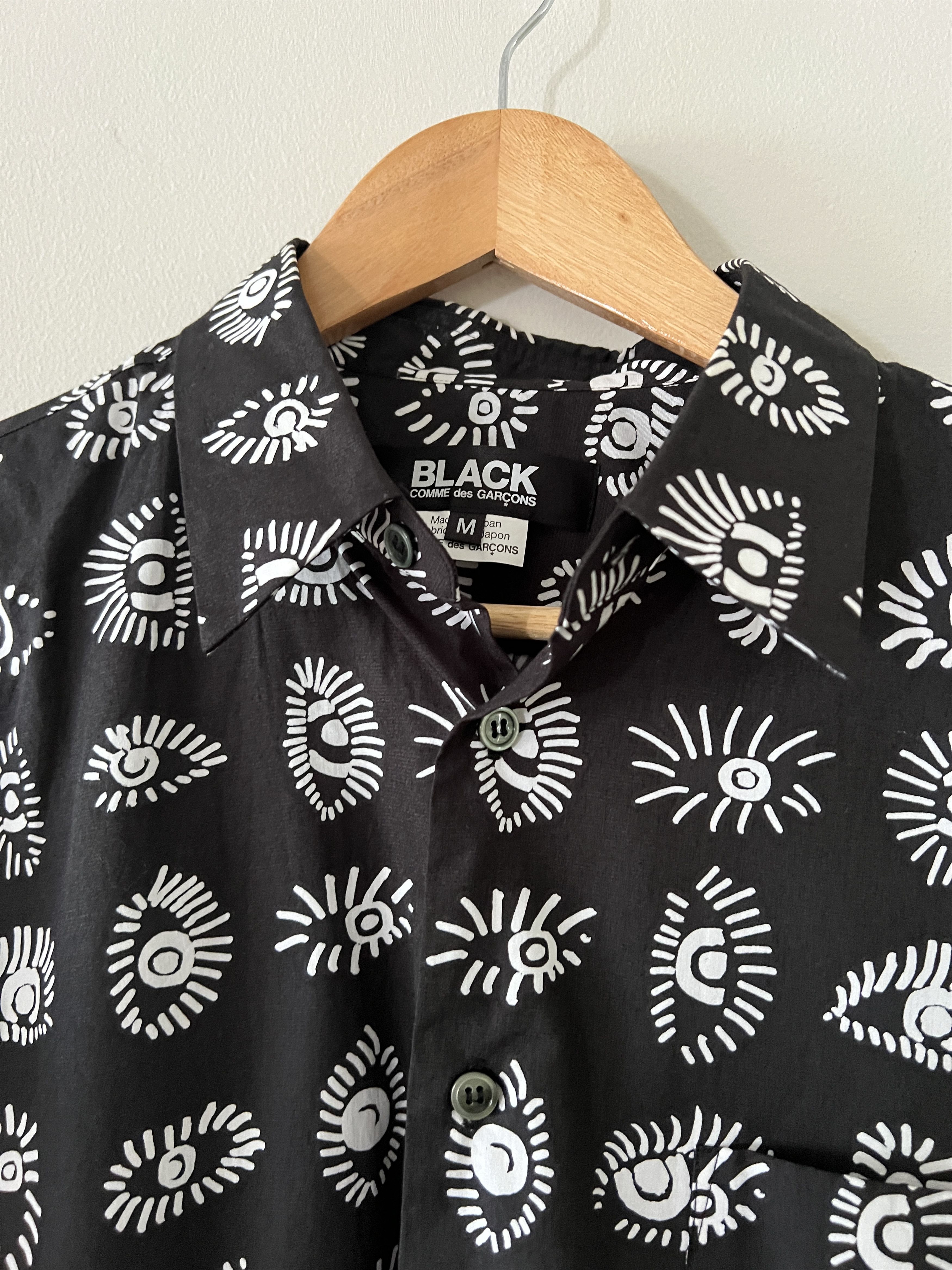 Comme des Garcons Black Comme Des Garcons, Black printed shirt Size US M / EU 48-50 / 2 - 5 Thumbnail