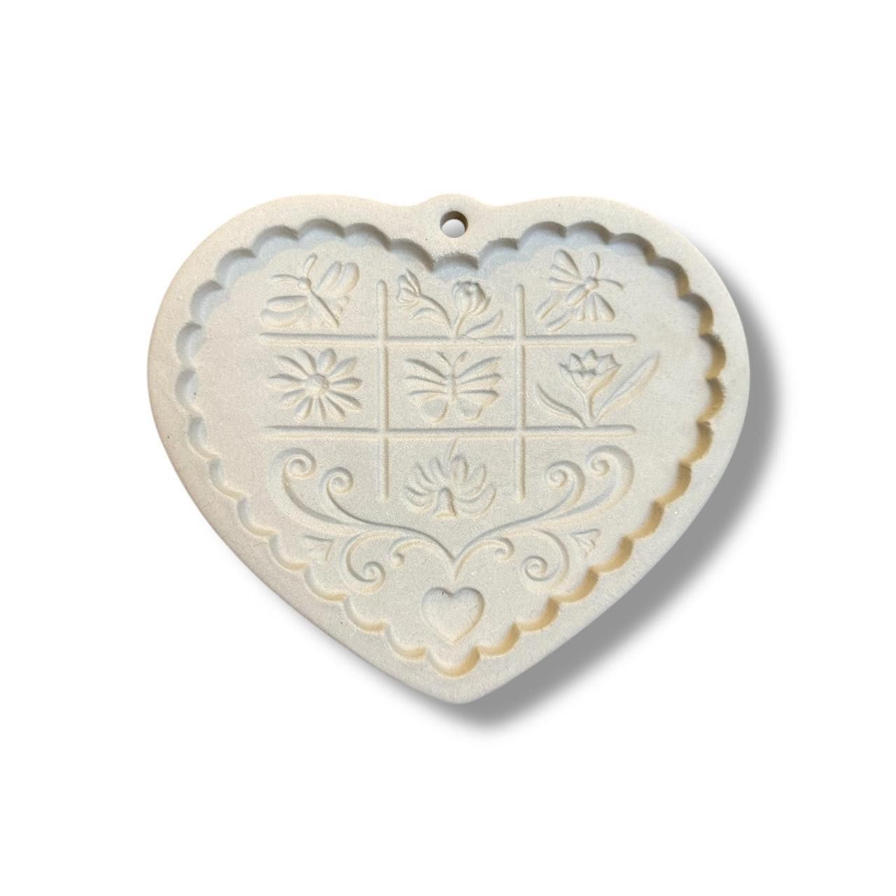 Designer Stone Heart Cookie Mold Size ONE SIZE - 1 Thumbnail
