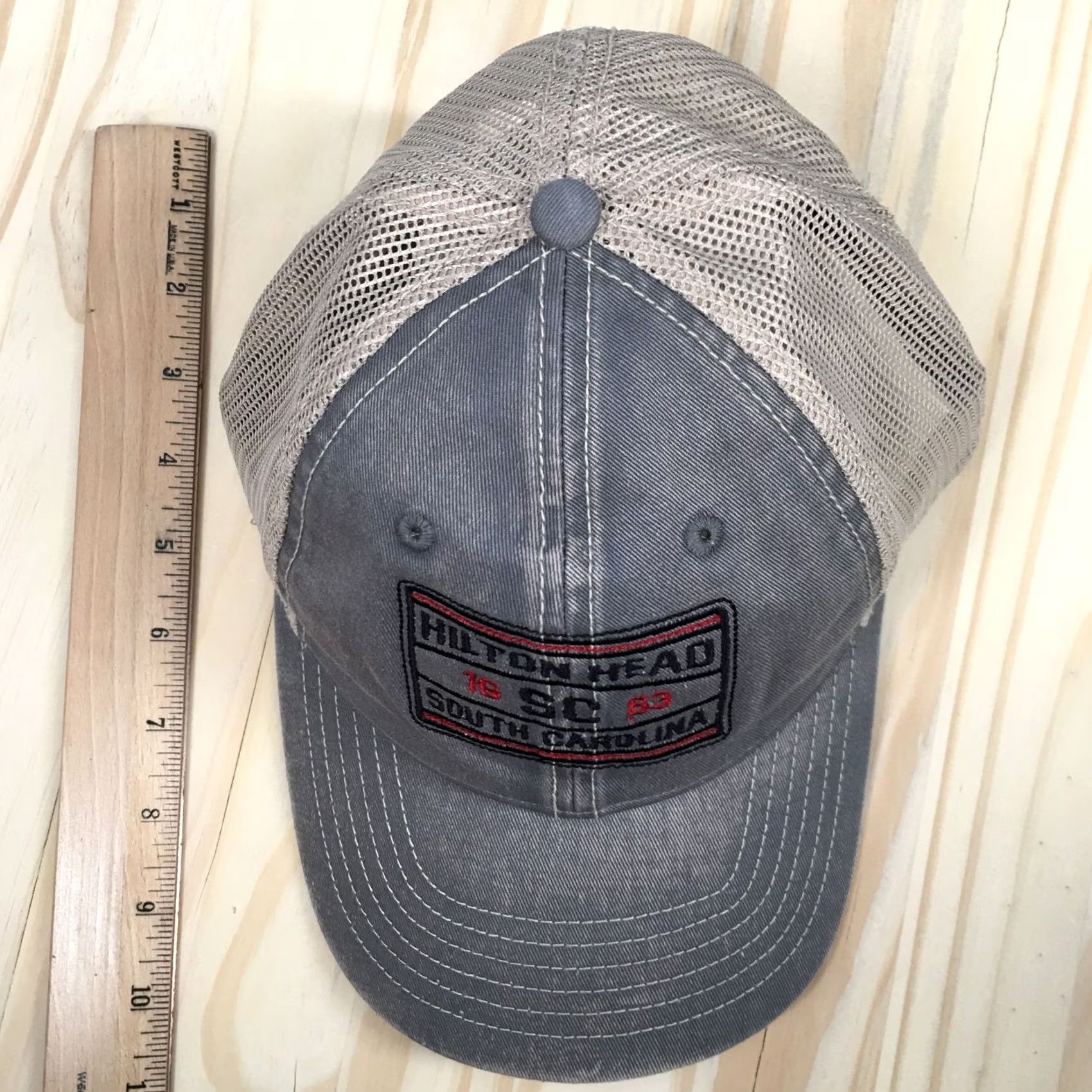 Vintage Fahrenheit Hilton Head South Carolina Trucker Hat Gray OS Unisex Curved Brim Size ONE SIZE - 4 Thumbnail
