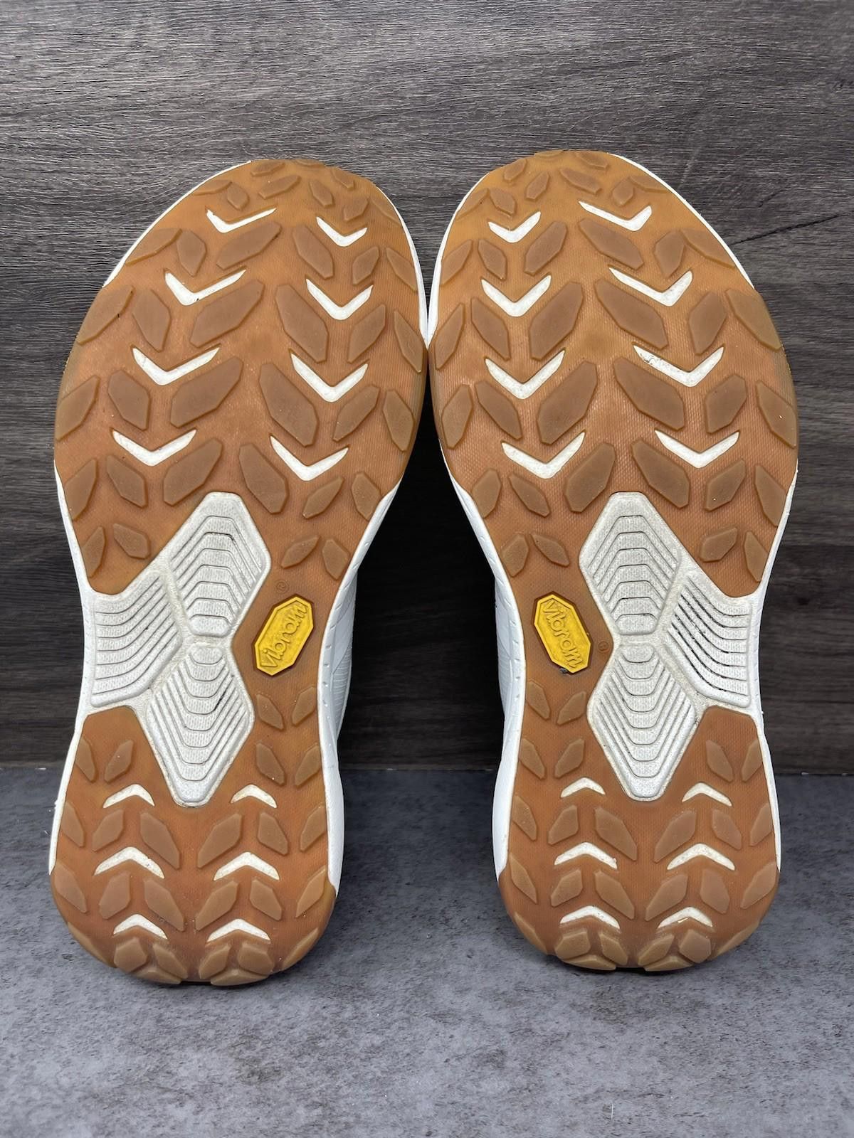 Other HOKA Transport Running Shoes Womens Size 9.5 White Sneakers Size US 9.5 / IT 39.5 - 8 Thumbnail