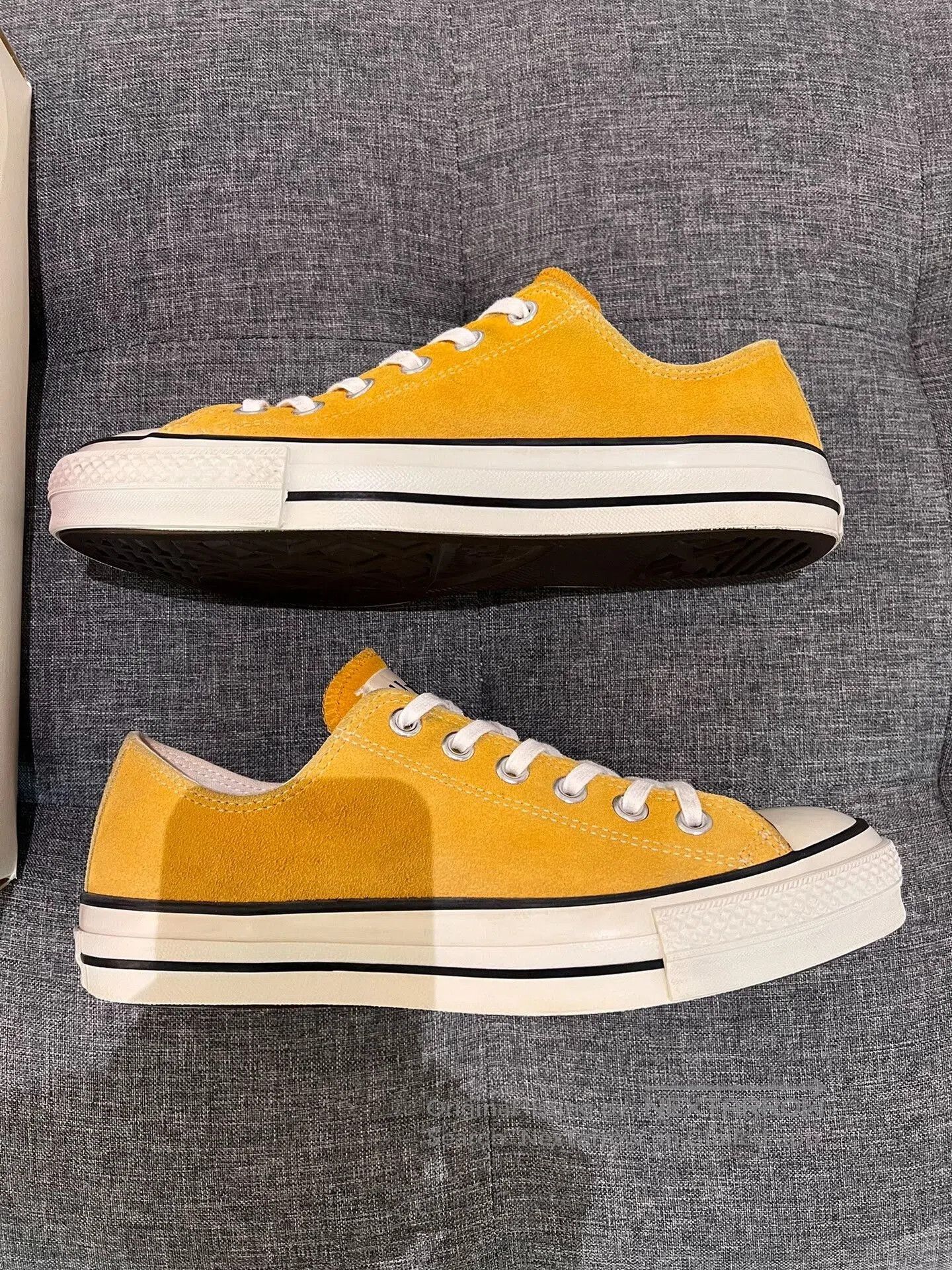 Converse converse chuck taylor all star suede shoes. Size US 9.5 / EU 42-43 - 4 Thumbnail
