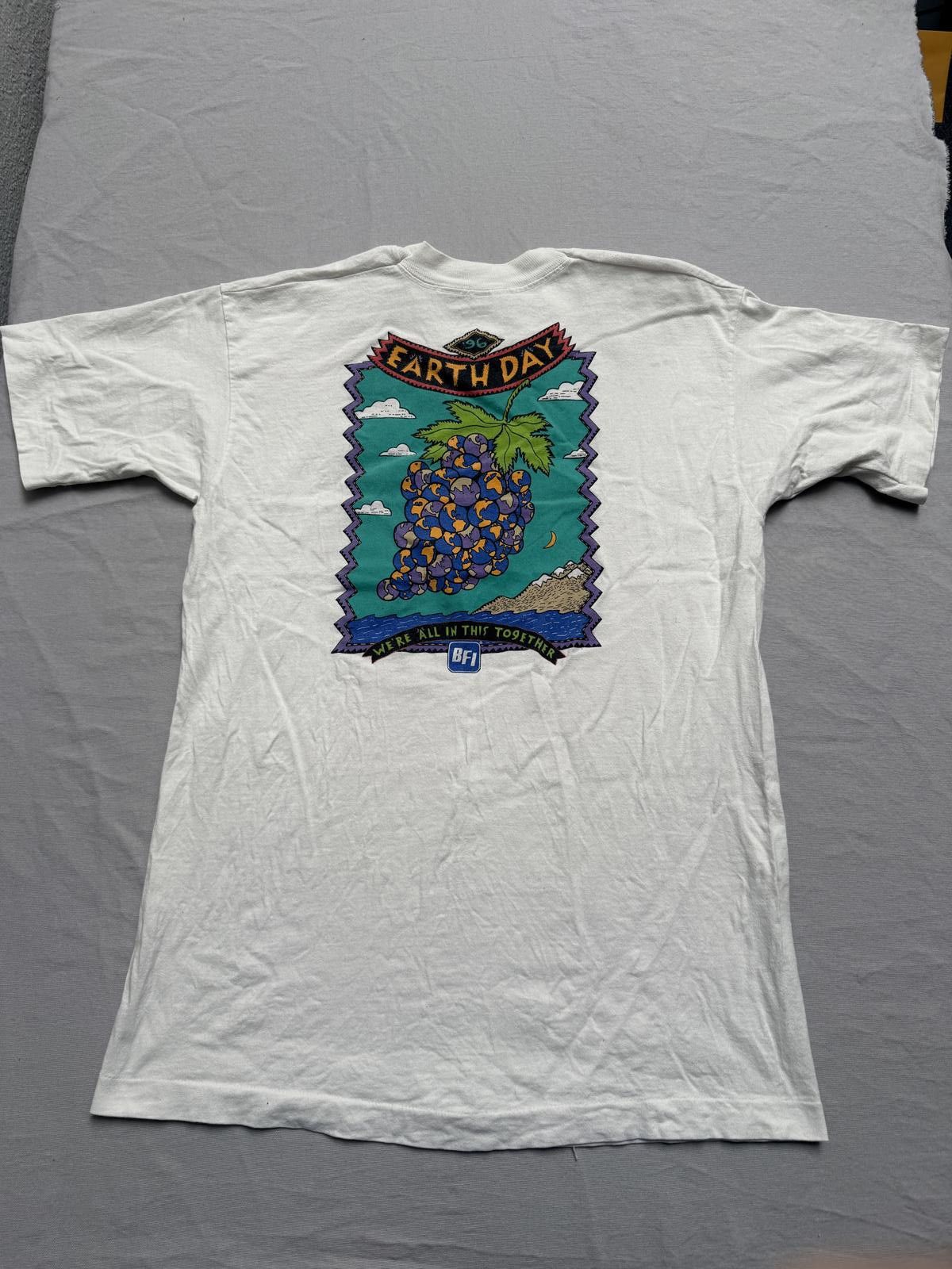 Fruit Of The Loom Vintage Earth Day T-shirt 1996 BFI We Make It Easy Grapes XL Size US XL / EU 56 / 4 - 1 Thumbnail