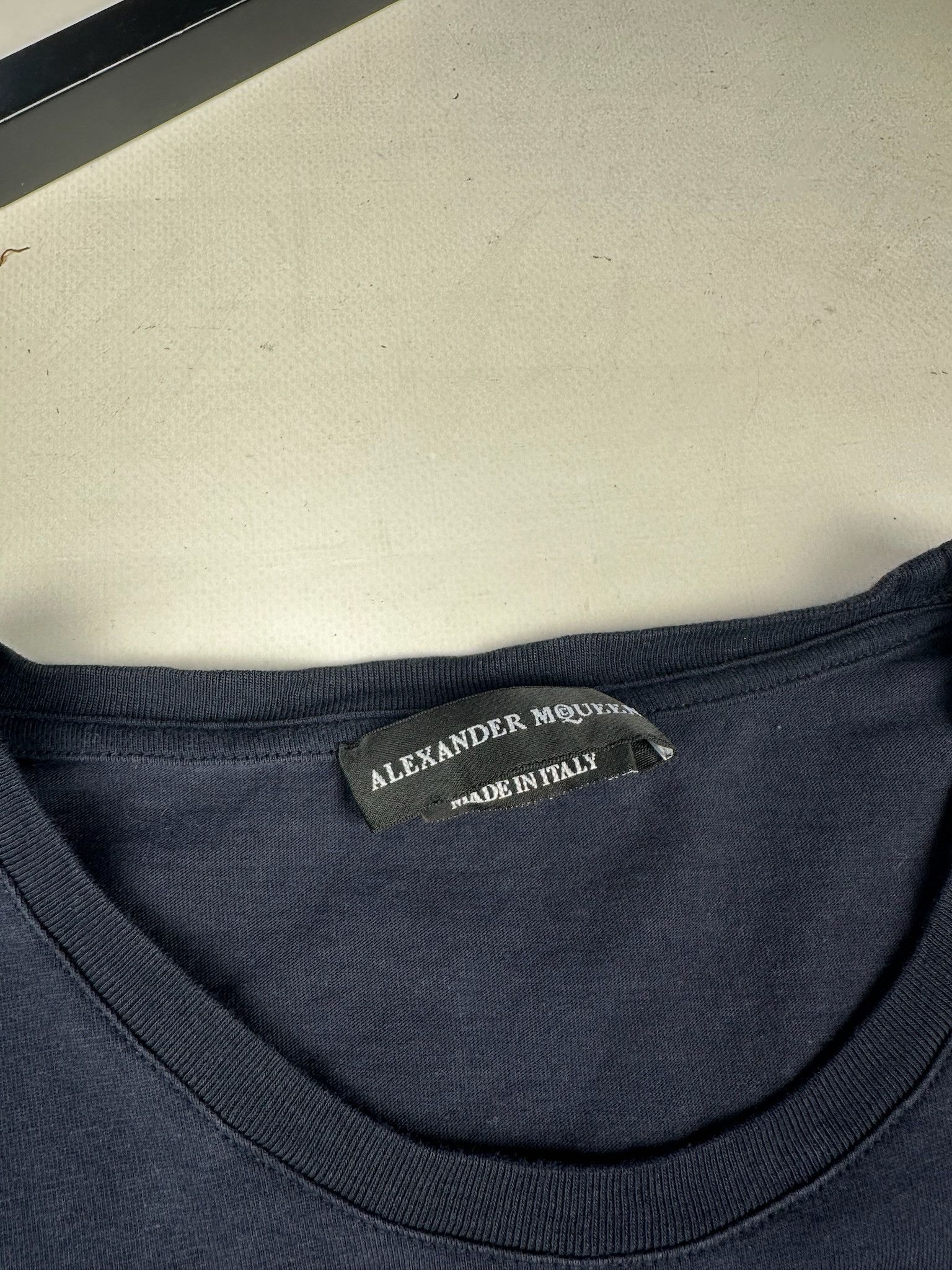 Alexander McQueen Alexander McQueen Long Sleeve skull Size US L / EU 52-54 / 3 - 4 Thumbnail