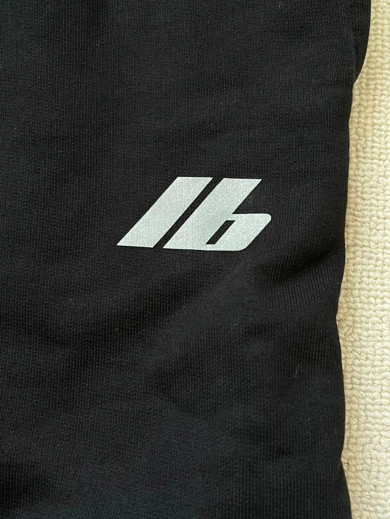Balenciaga Balenciaga size S IB reflective logo slacks Size US 27 - 3 Thumbnail