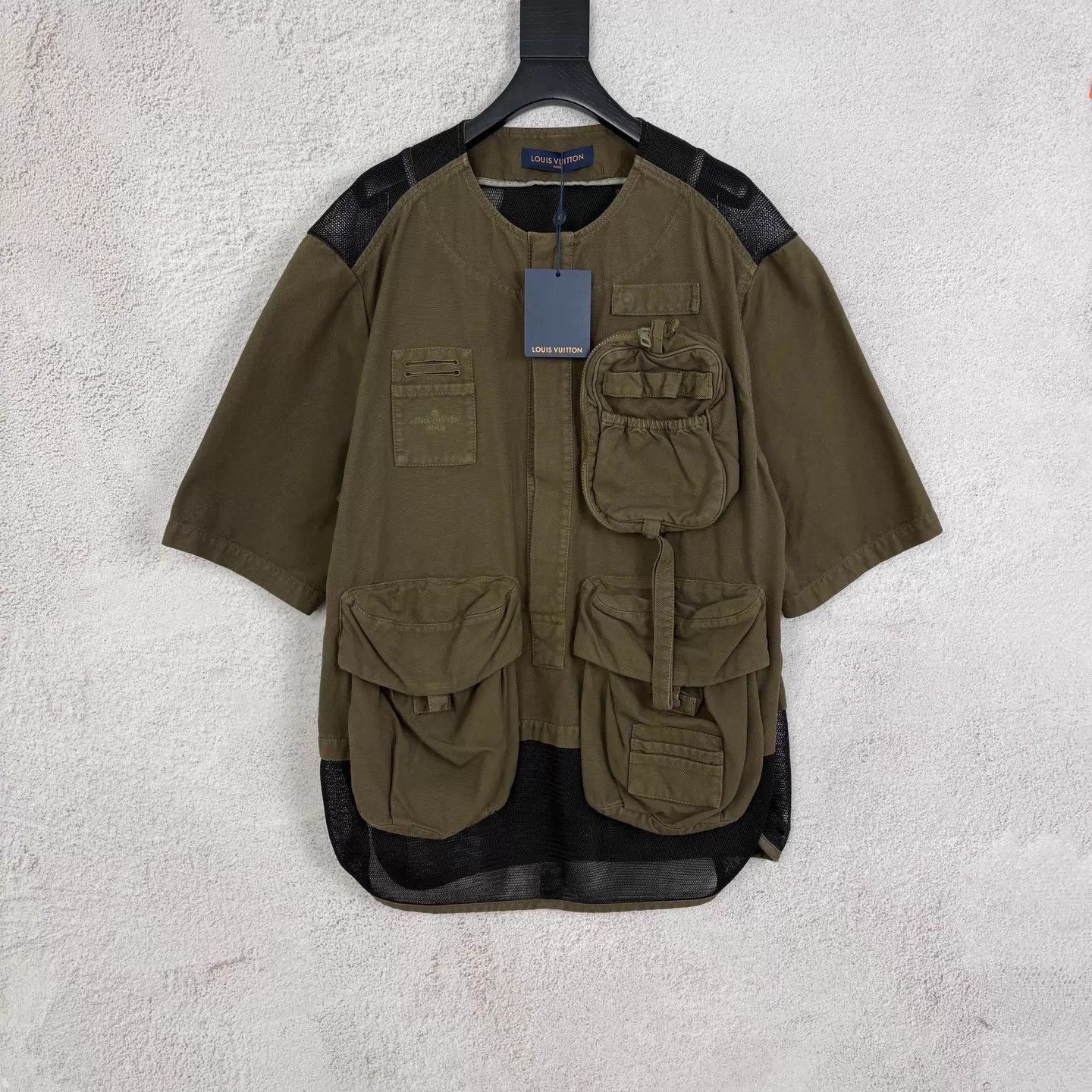 Louis Vuitton Multi Pocket Short Sleeve Utility Shirt Size US XL / EU 56 / 4 - 1 Thumbnail