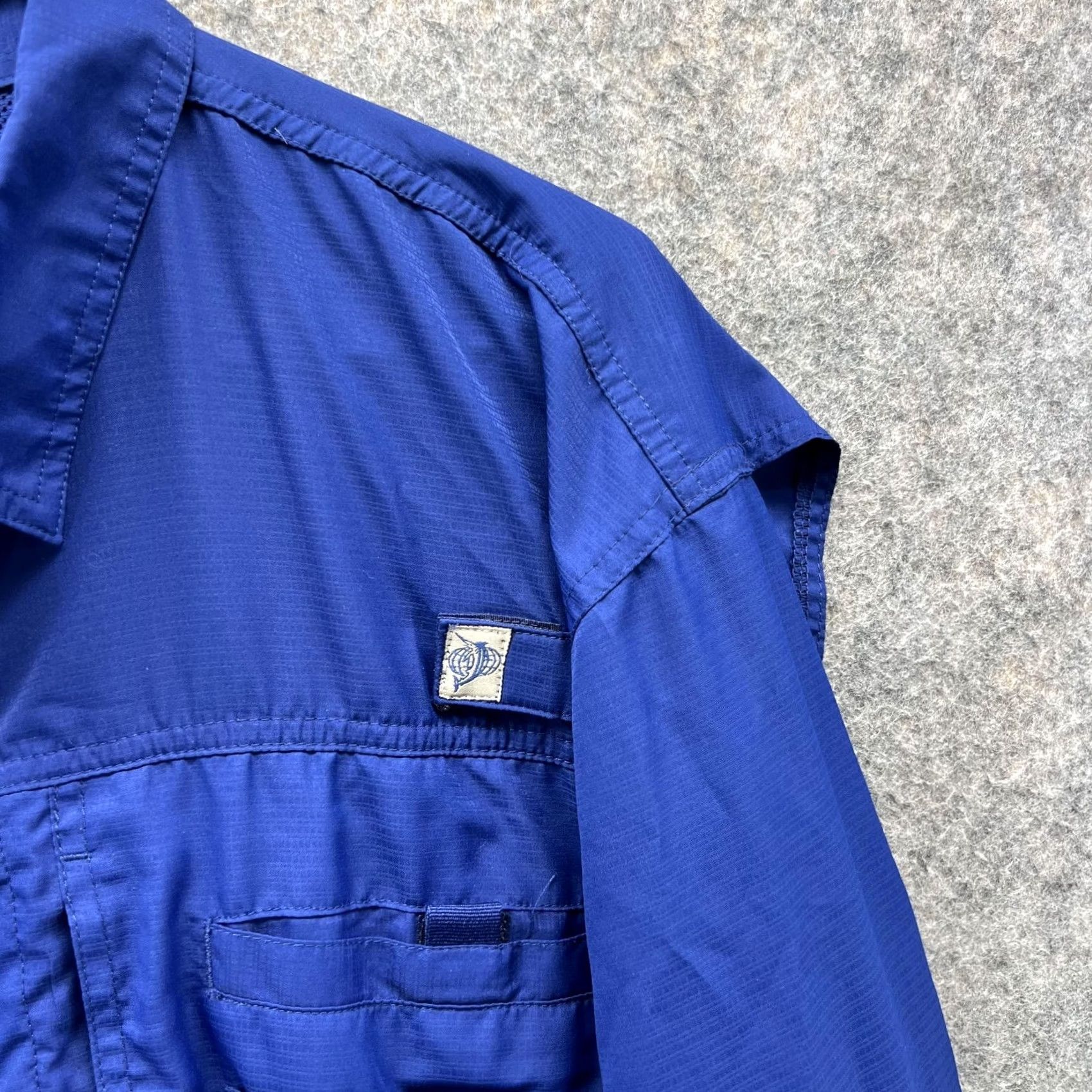 Vintage Reel Legends Shirt Men Large Adult Blue Navy Casual Button Down Polyester Vented Size US L / EU 52-54 / 3 - 4 Thumbnail