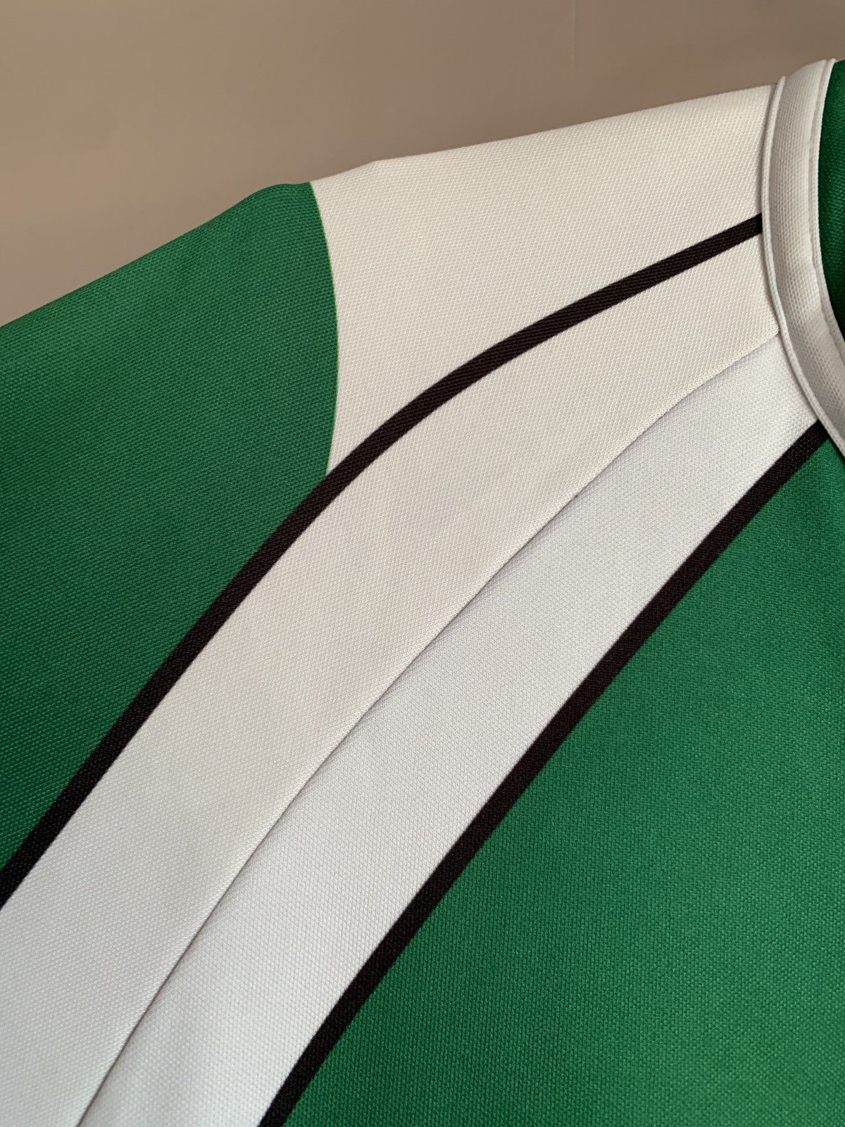 Vintage London Irish Home Rugby Union Shirt Vintage Oneills Jersey Size US XXL / EU 58 / 5 - 8 Thumbnail