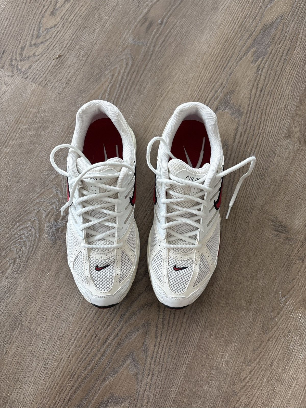 Nike Nike Air Pegasus 2K5 Size 9 coconut milk red Size US 9 / EU 42 - 3 Thumbnail
