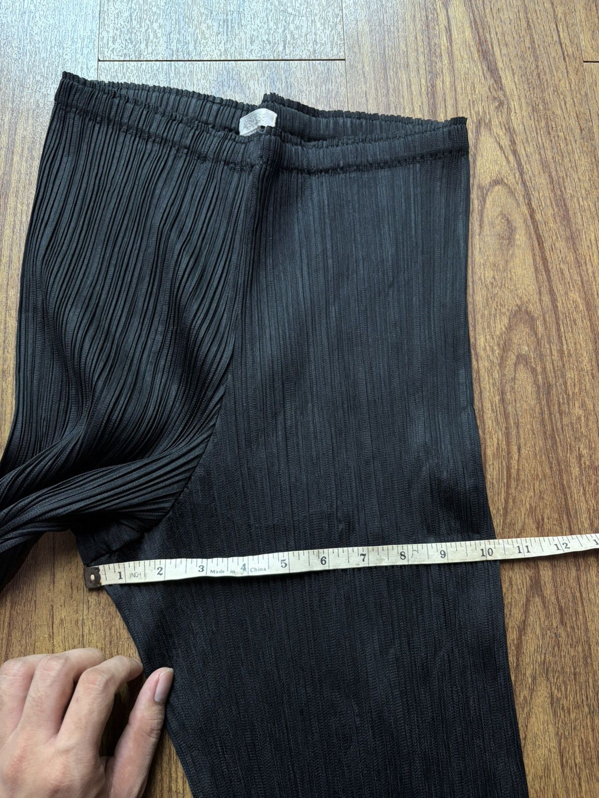 Issey Miyake FREE TAX! Issey Miyake Pleats Please Straight Leg Trousers Size US 31 - 10 Thumbnail
