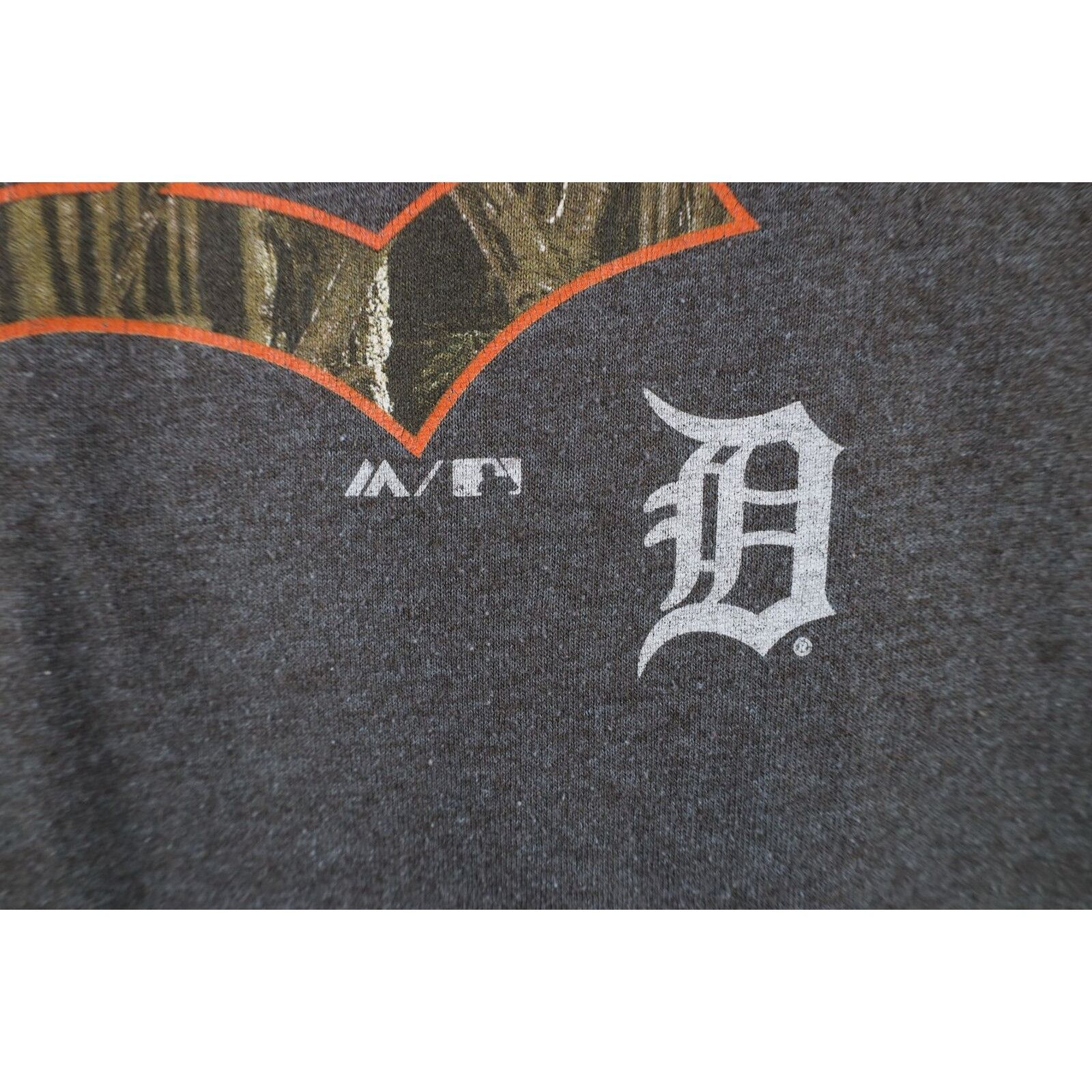 Majestic Majestic Camouflage Old English D Detroit Tigers T-Shirt Size US M / EU 48-50 / 2 - 6 Thumbnail