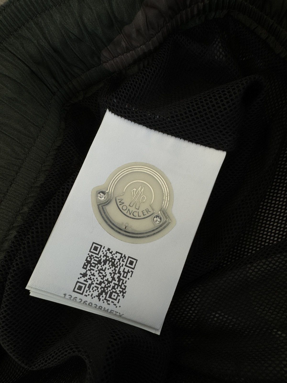 Moncler MONCLER Camouflage Swim Shorts Size US 42 / EU 58 - 10 Thumbnail