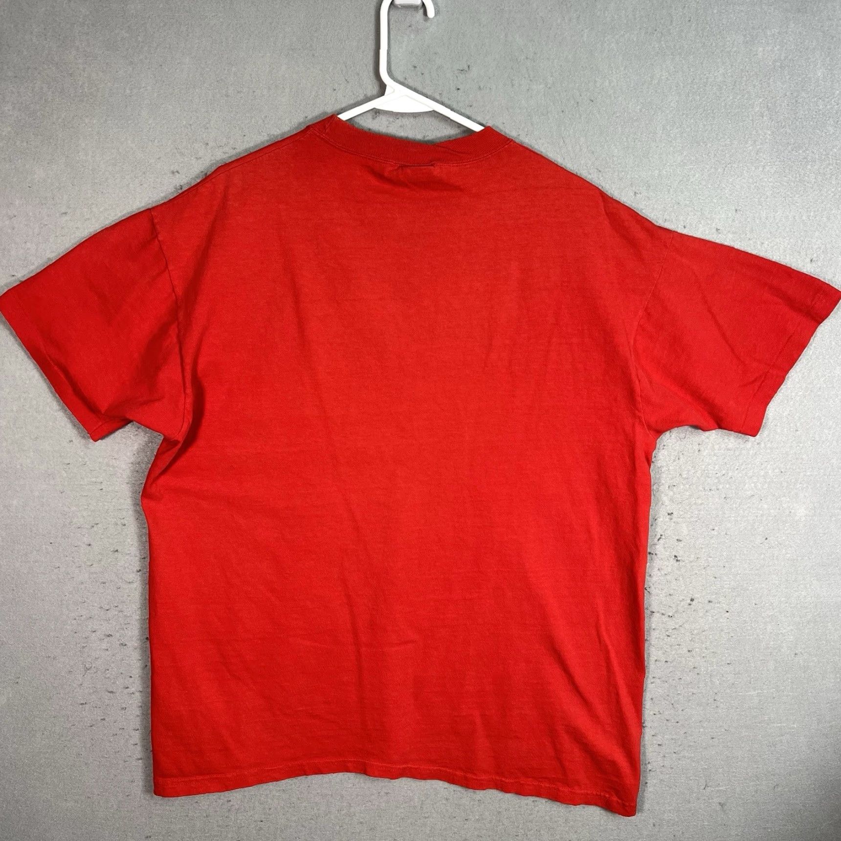 Guess VINTAGE 90s Guess Graphic Tee Adult One Size Red USA Made Mens Size US M / EU 48-50 / 2 - 7 Thumbnail
