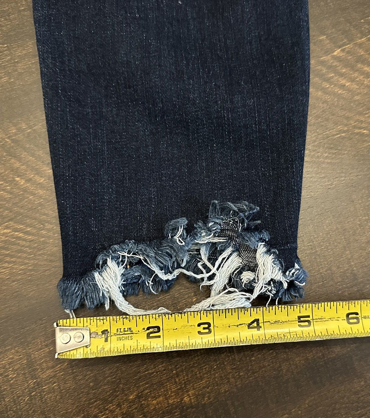 Kancan USA Kancan Jeans Skinny Frayed Raw Hem Dark Wash Button Fly-28 Size 28" / US 6 / IT 42 - 5 Thumbnail